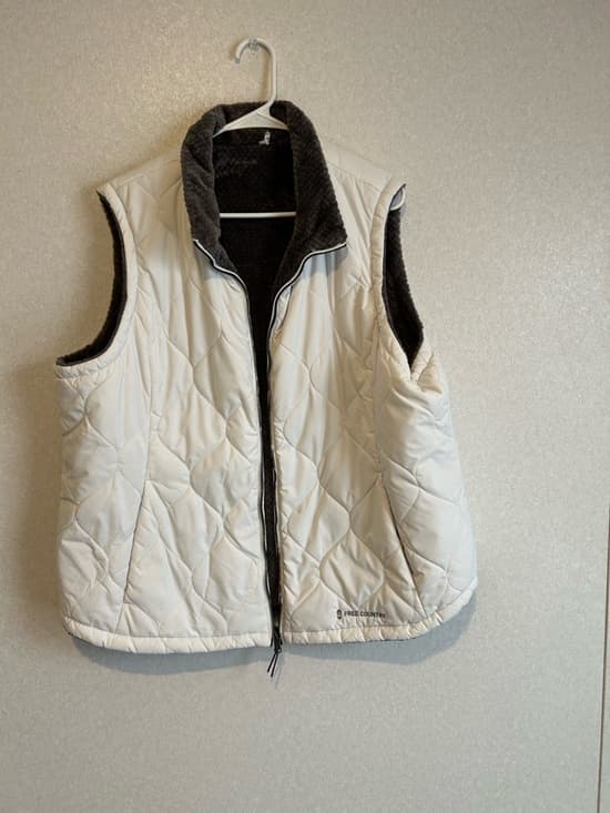 Women’s Plus Size Free Country White Vest Lined With Warm Material XXL - Thumbnail 5