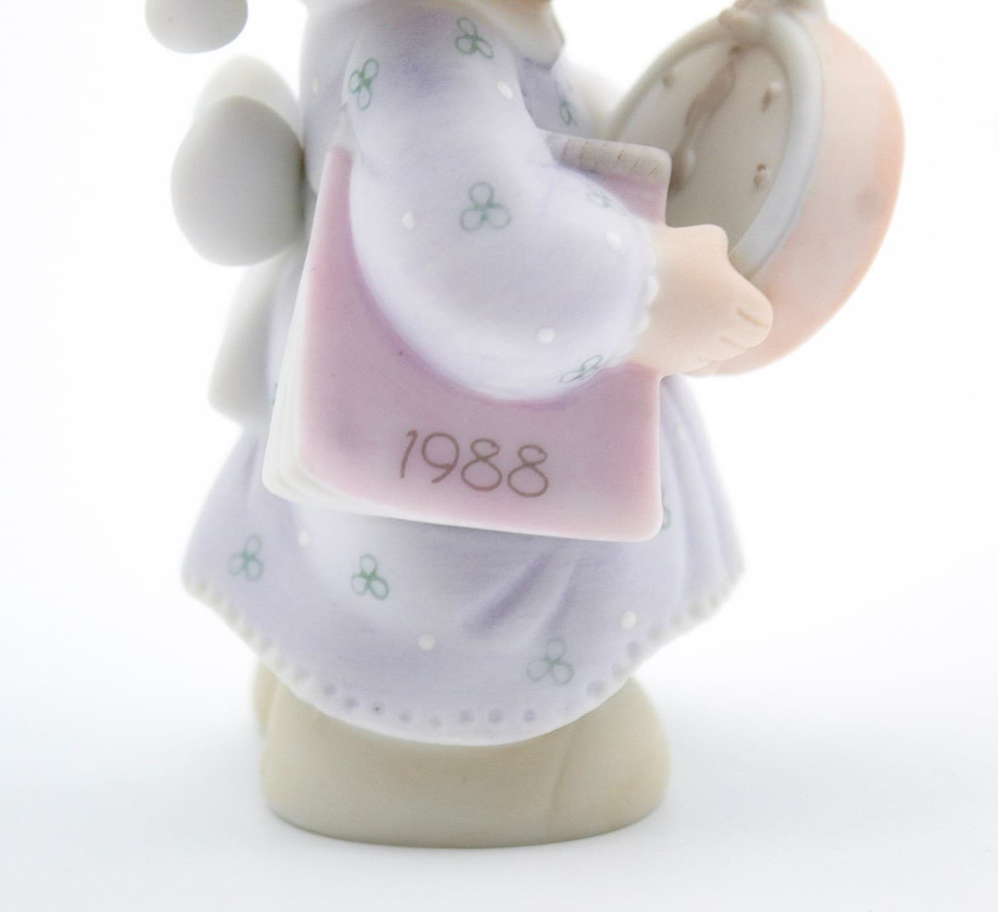 Precious Moments Time To Wish You A Merry Christmas Porcelain Figurine 1988 - Thumbnail 4