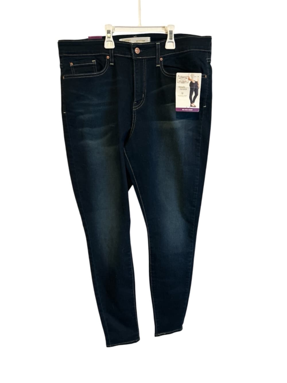 NWT Women’s Levi Signature Levi Strauss Jeans Mid Rise Skinny, 16M/ W33 L 30 - Thumbnail 5