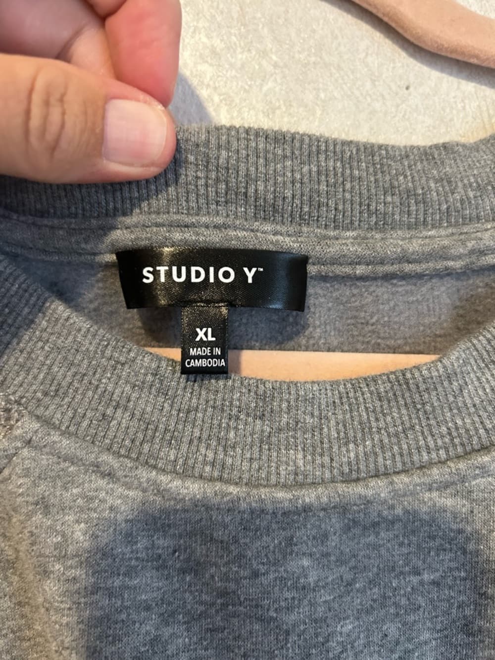 Women’s Studio Y By Maurices Grey Long Sleeve Pullover Sweater, Size XL