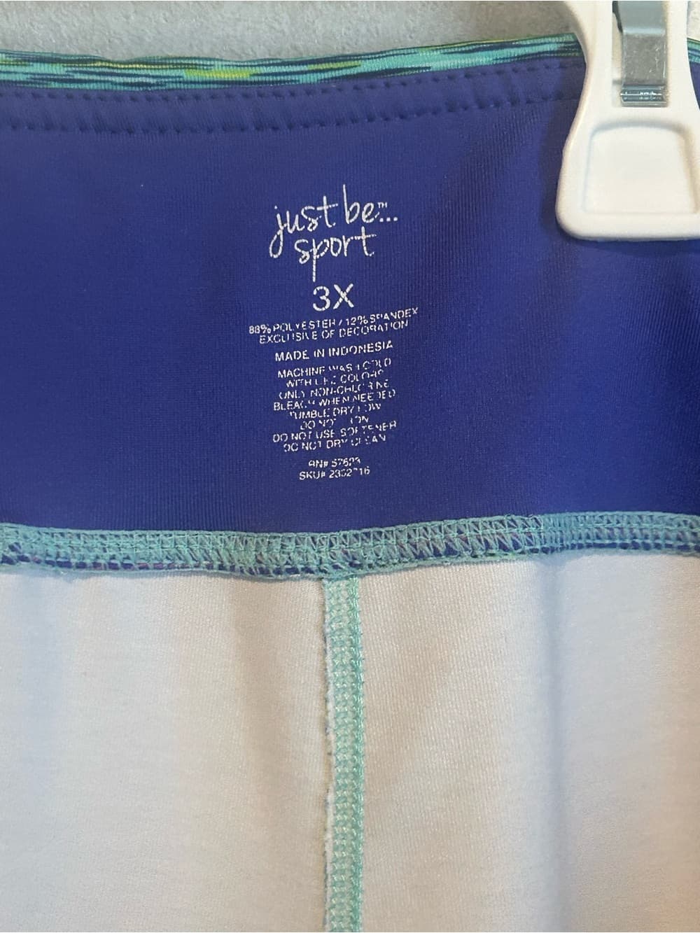 Women’s Plus Size Capri Leggings, Green And Blue With Stretch Size 3X - Thumbnail 2