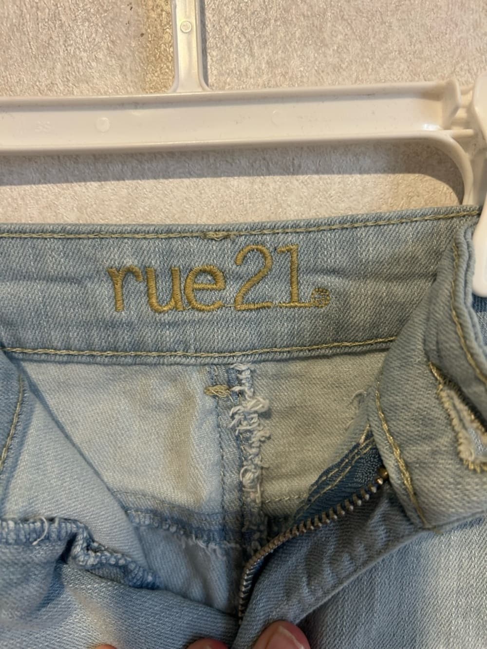Women’s Or Teens Rue 21 Blue Jean Shorts With A Lace Bottom, White, Size 10 - Thumbnail 2