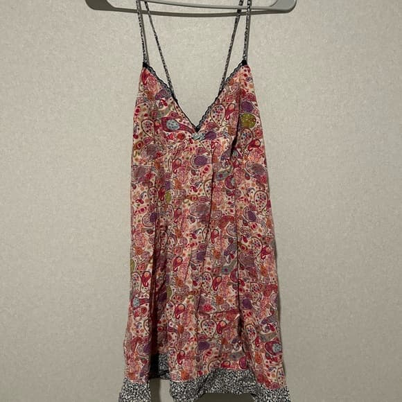 Women’s Floral Summer Dress With Cross Straps And A Stretch Band, Size Large - Thumbnail 3