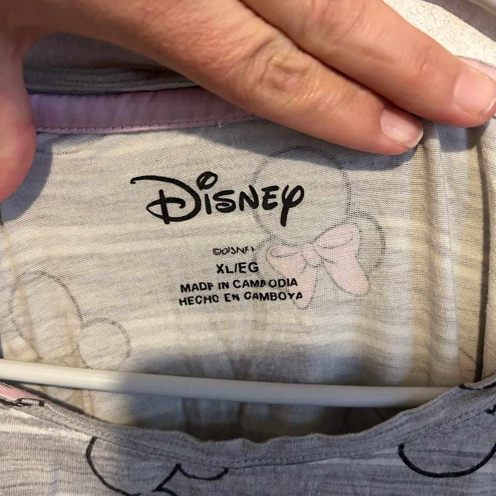 Women’s Disney Tee Shirt And Short Set From Disneyland, Minnie, Size XL
