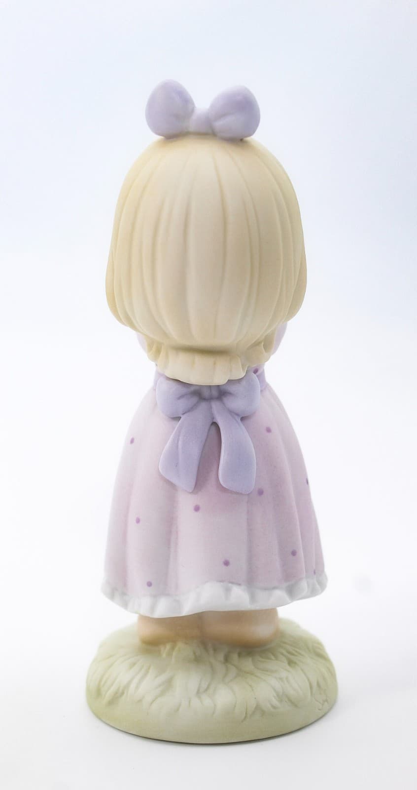 Precious Moments Sharing A Gift Of Love Enesco Porcelain Figurine 1990 - Thumbnail 6