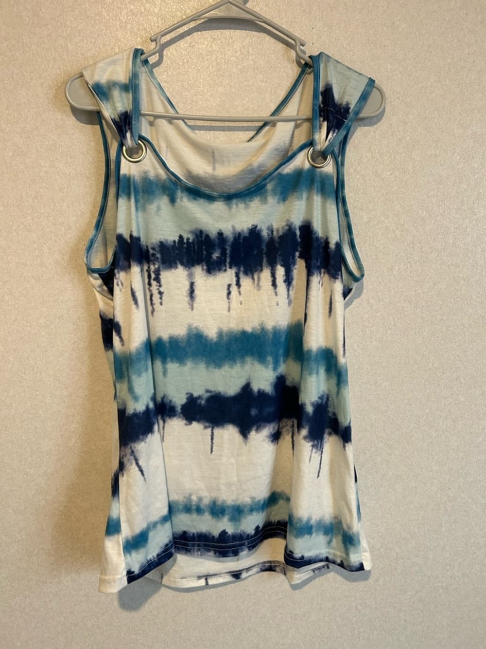 Women’s Summer Tank Top With Ring Shoulder Accents Blue Size XXL - Thumbnail 3