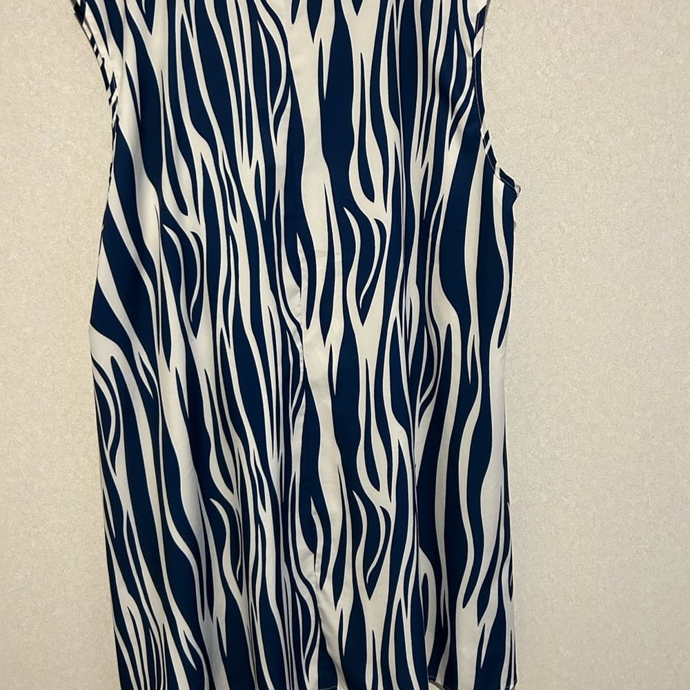 Women’s Beautiful Plus Size Summer Dress, Blue And White Zebra, Collared, 5XL - Thumbnail 2