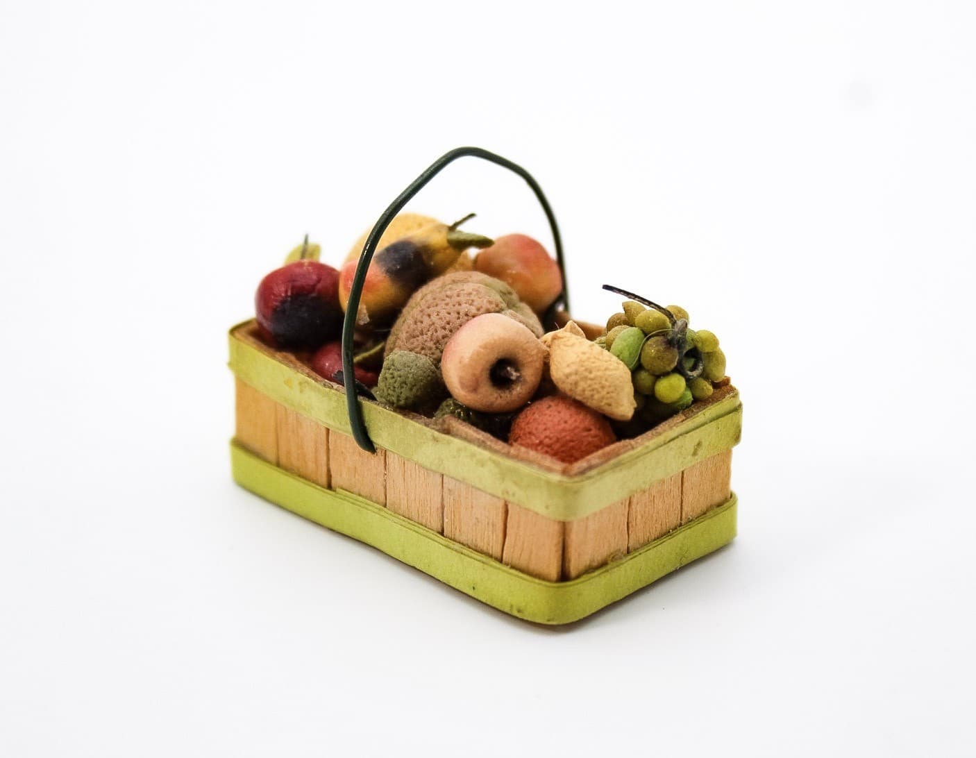 Vintage Dollhouse Artisan Wooden Trug Miniature Fruit Basket 1:12 - Thumbnail 3