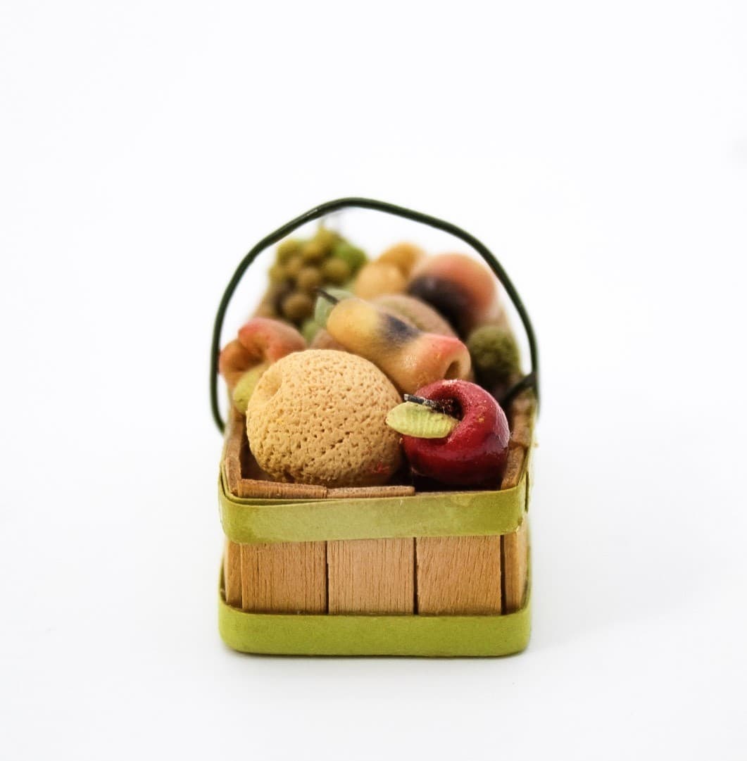 Vintage Dollhouse Artisan Wooden Trug Miniature Fruit Basket 1:12 - Thumbnail 8
