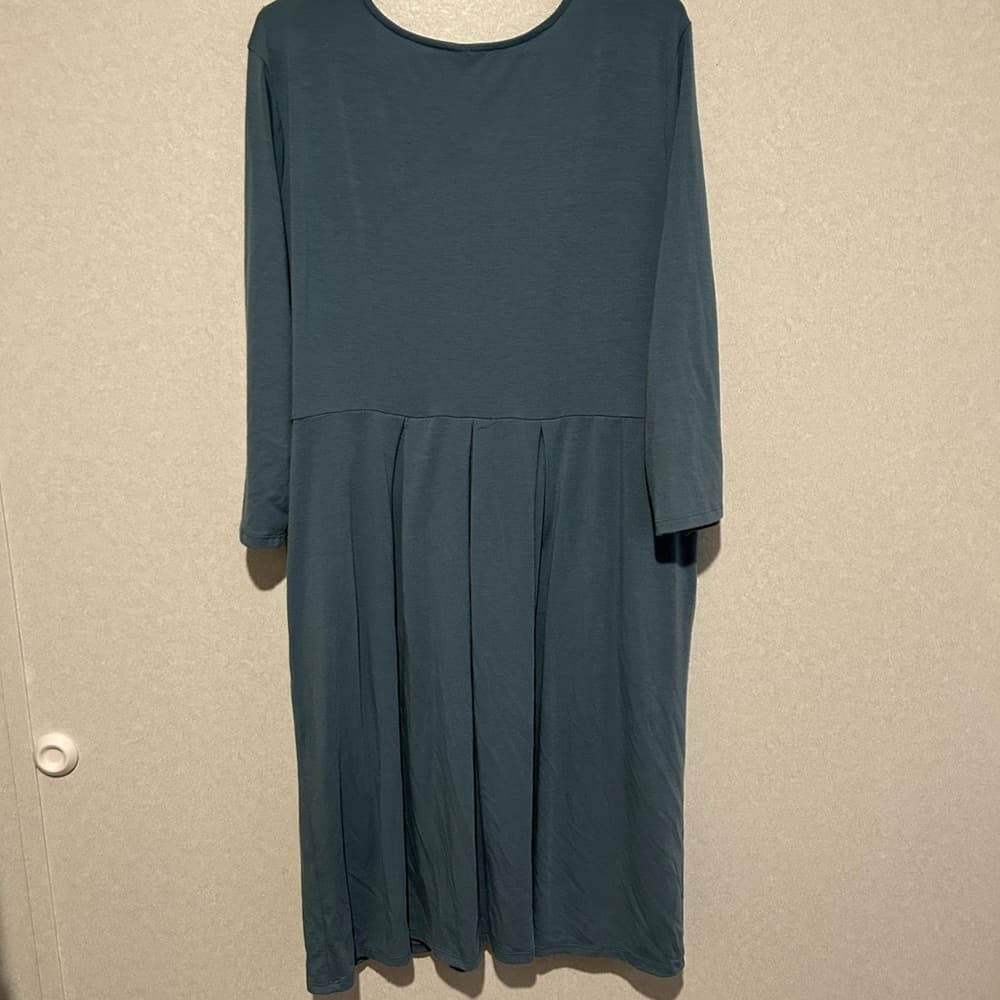 Women’s Plus Size 3/4 Sleeve Blue Dress, It Has Pockets, Size 3X - Thumbnail 2