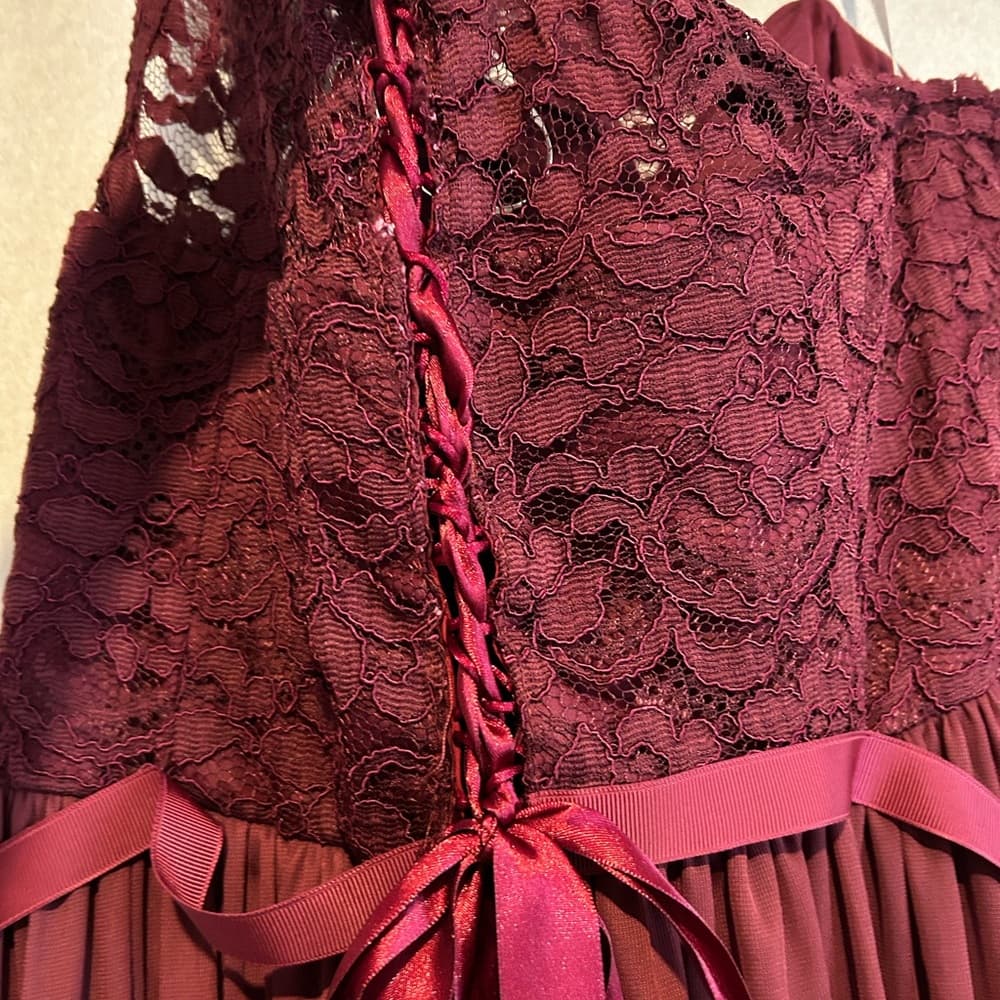 Women Or Teens Formal Prom Dress, Maroon With A Lace Top, One Shoulder, 14 - Thumbnail 2