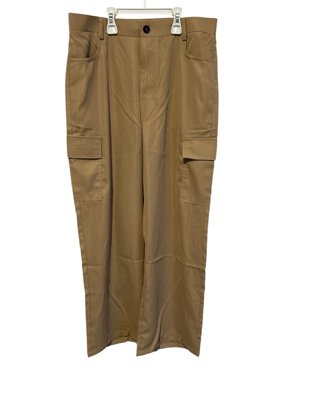 Women’s Khaki Colored Cargo Pants Made With Light Material Size Large, Unbrand - Thumbnail 2