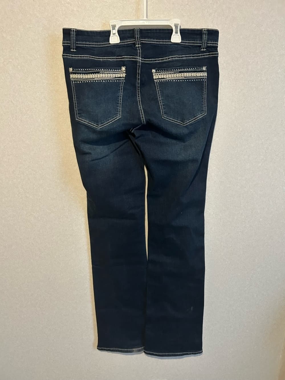 Women’s Rod True Western Blue Jeans With Crystal Accent Back Pockets, 31x36 - Thumbnail 2