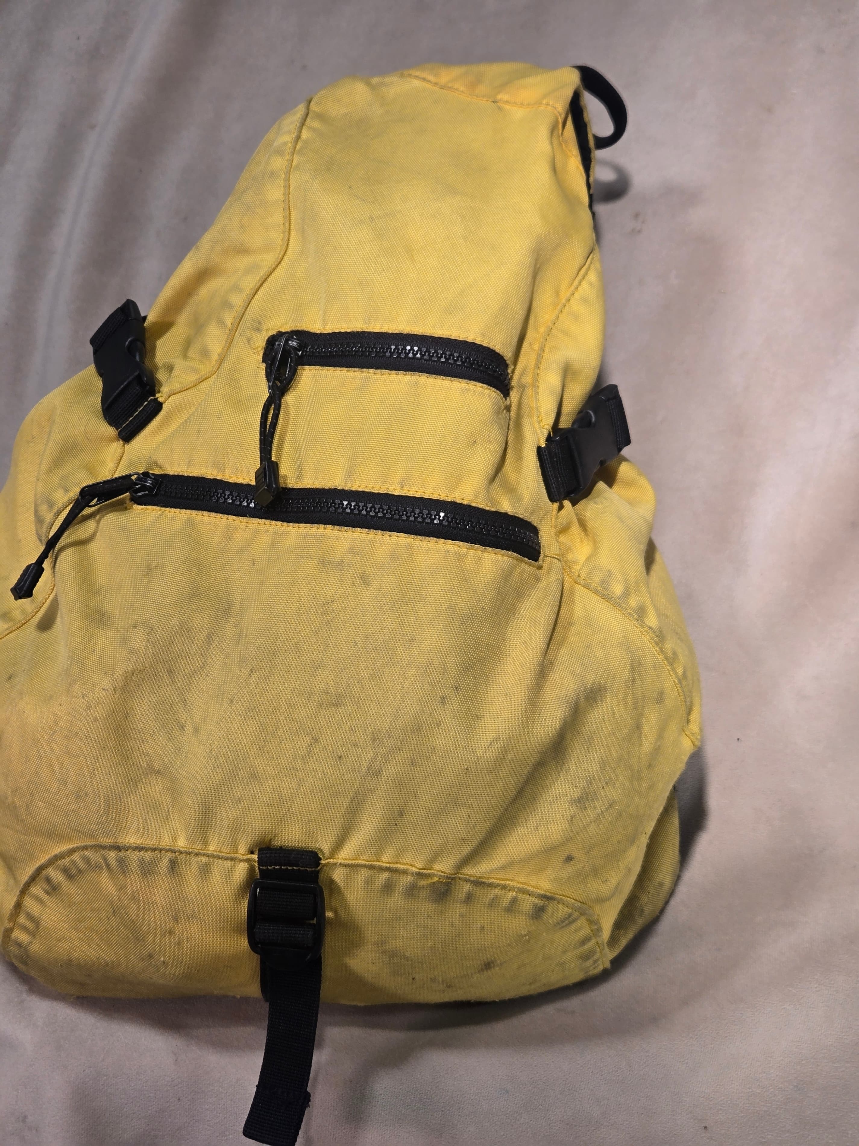 Vintage Gap Y2K Yellow Canvas Sling Utility Backpack Crossbody Bag Multi Zip - Thumbnail 2