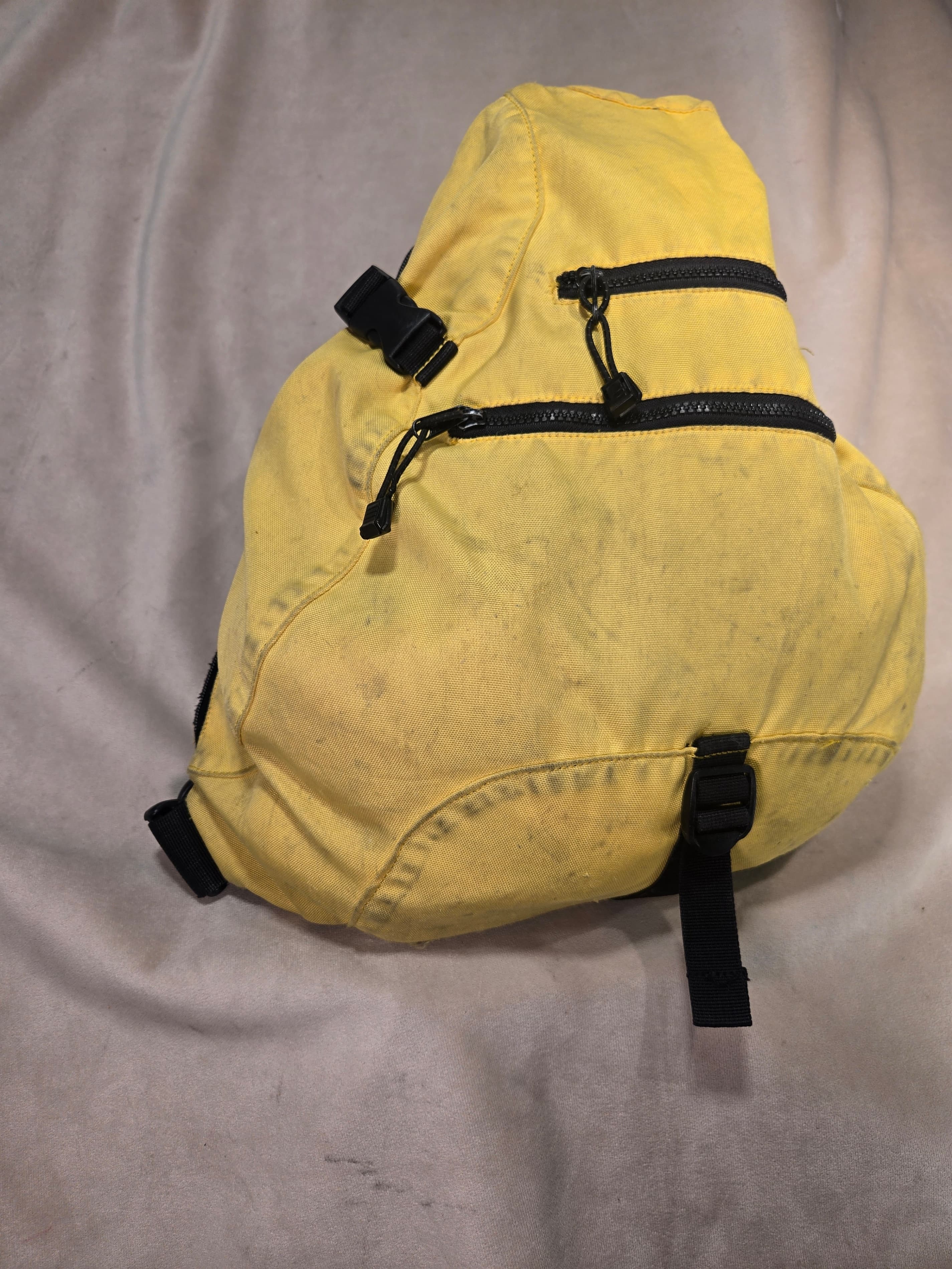 Vintage Gap Y2K Yellow Canvas Sling Utility Backpack Crossbody Bag Multi Zip - Thumbnail 3