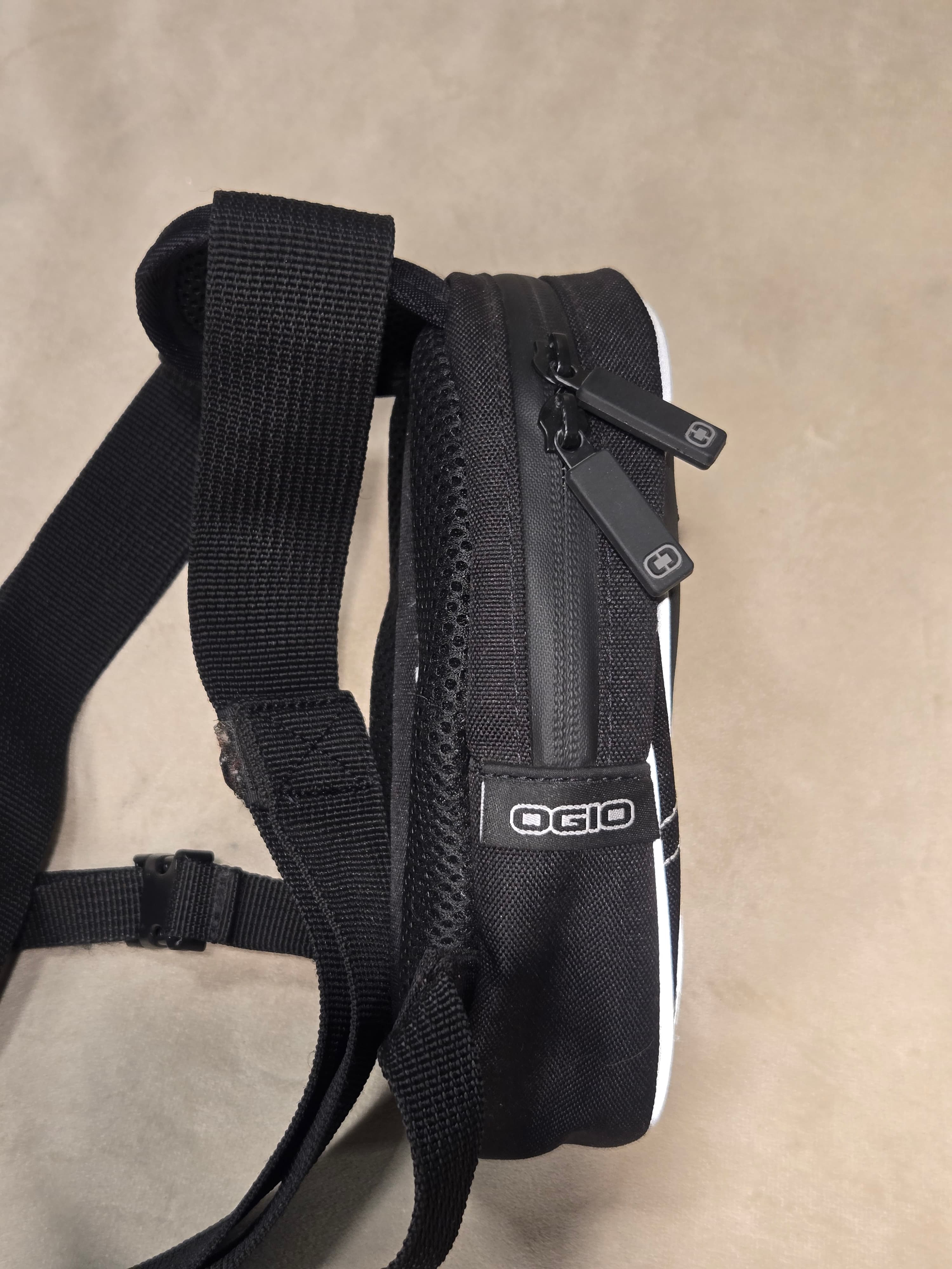 Dainese x OGIO Motorcycle Leg Bag Adjustable Thigh Pouch Black Riding Gear - Thumbnail 5