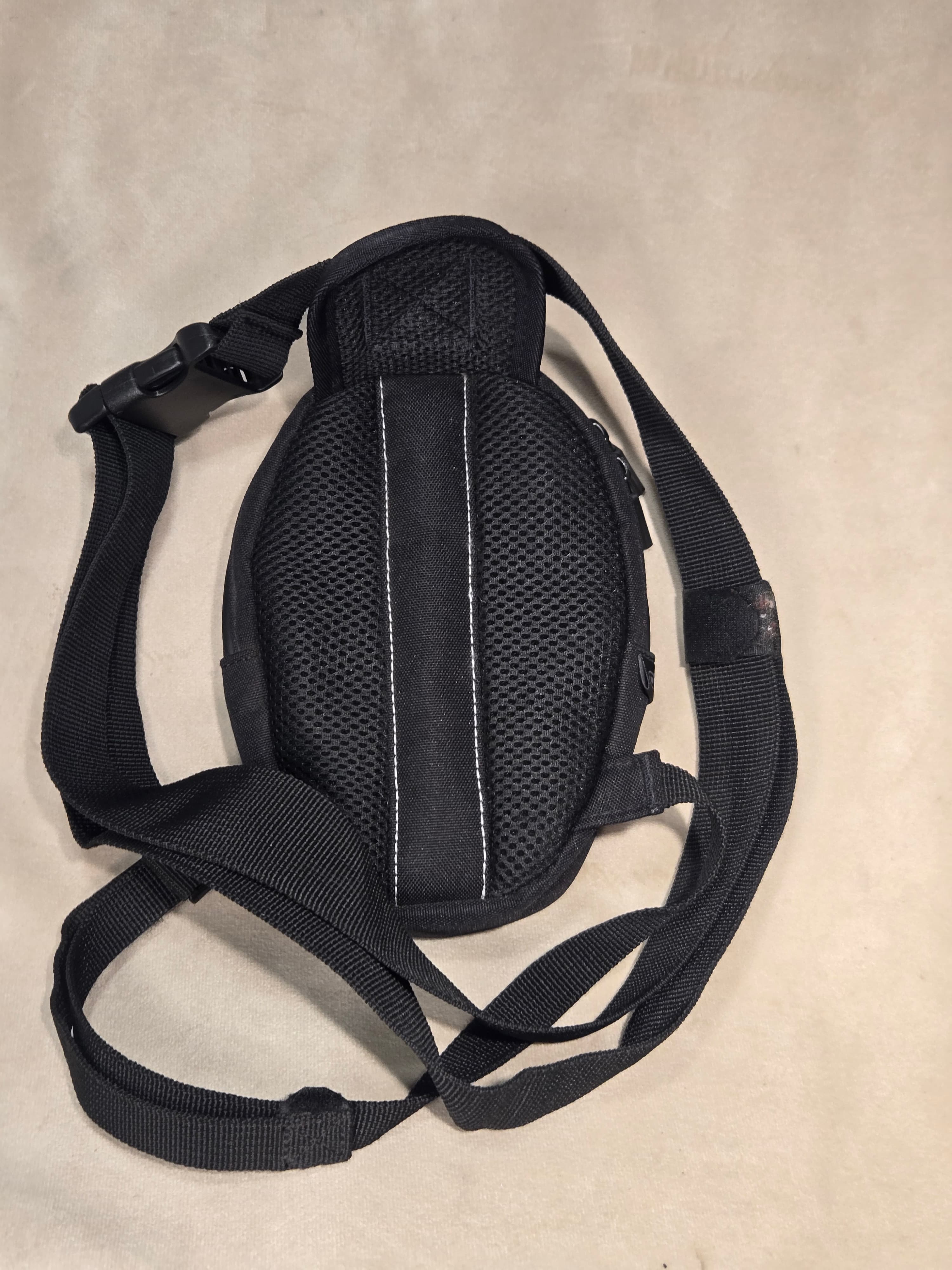 Dainese x OGIO Motorcycle Leg Bag Adjustable Thigh Pouch Black Riding Gear - Thumbnail 4