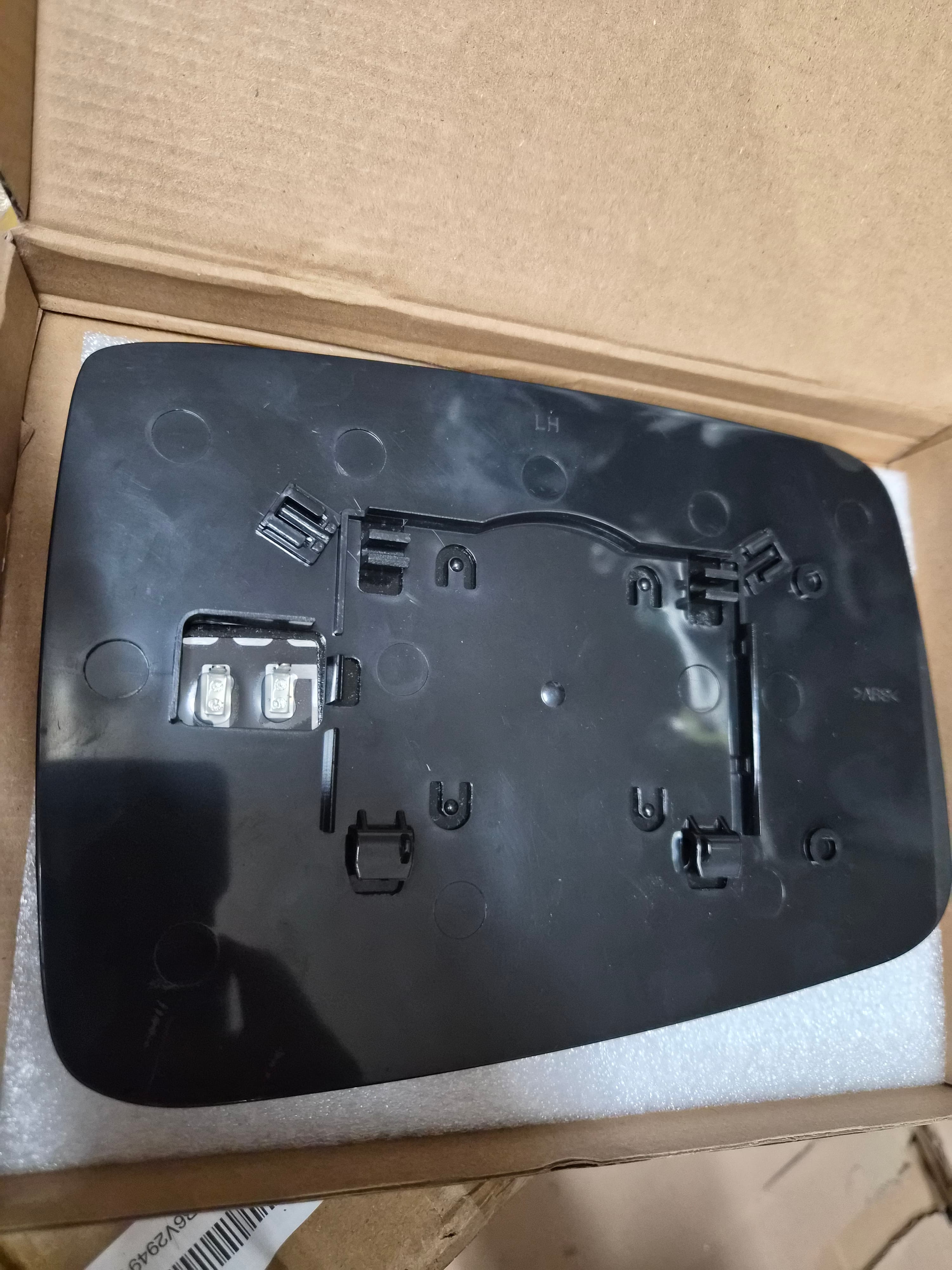 Driver/Left Side Heated Mirror Glass for Dodge Ram 2009-2018 1500/2500 & 2019 Ram 1500 Classic - Thumbnail 2
