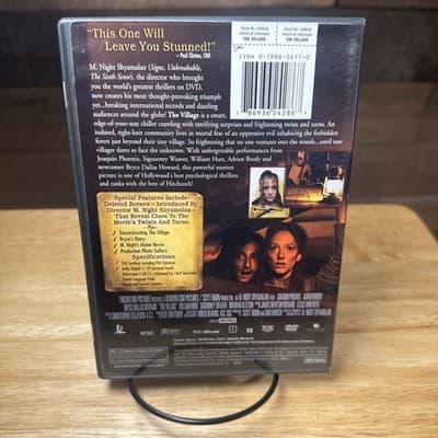 The Village (DVD, 2004) - Thumbnail 2