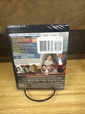 Star Wars The Force Awakens (2015) – Blu-ray – Episode VII – Disney – New - Thumbnail 4