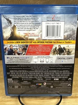 World War Z (2013) – Blu-ray – Brad Pitt – Paramount - Thumbnail 2