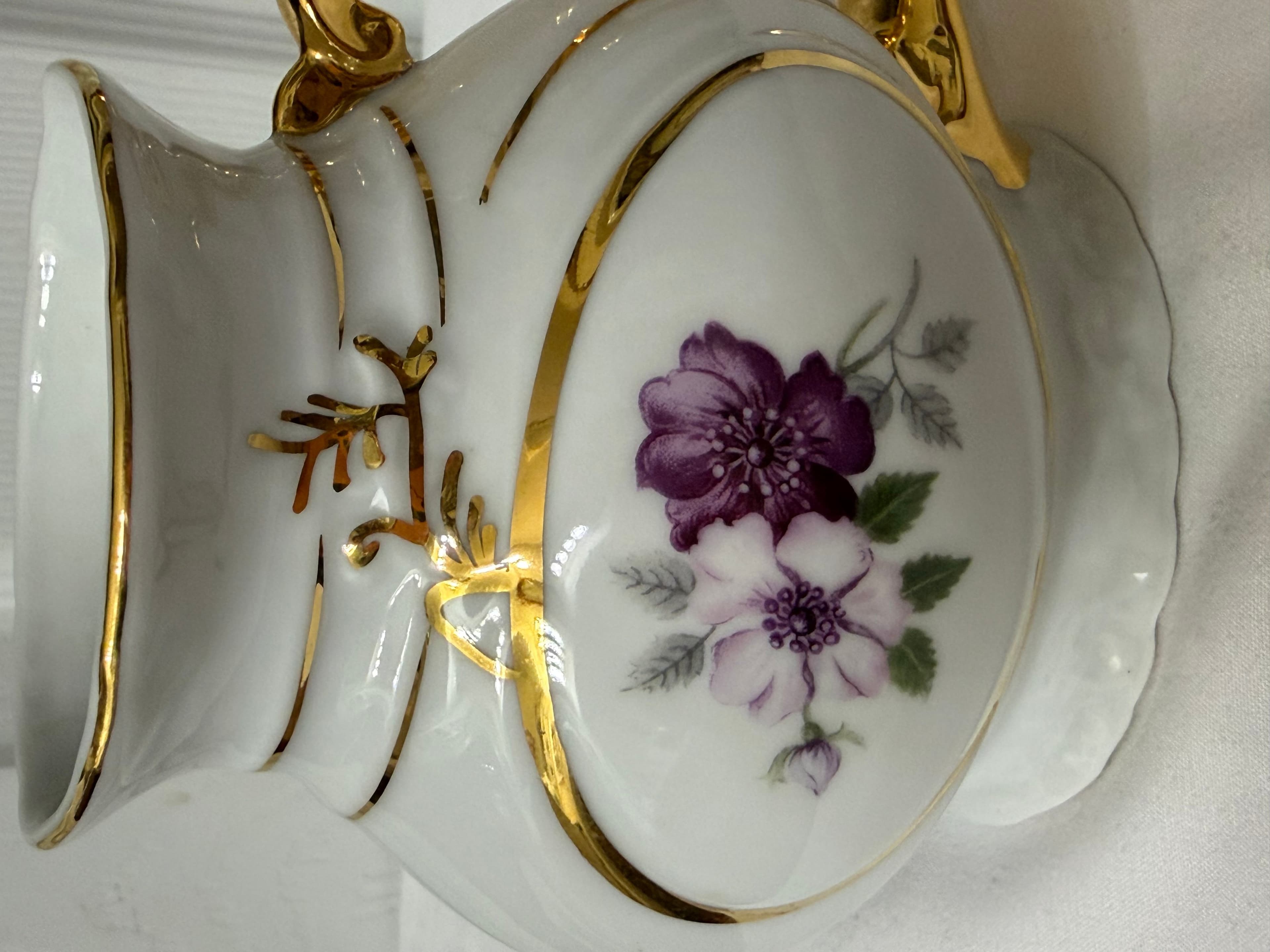 Karlovy Vary Czech Sipping Spa Mug Porcelain Gold Trim and Floral Design - Thumbnail 5