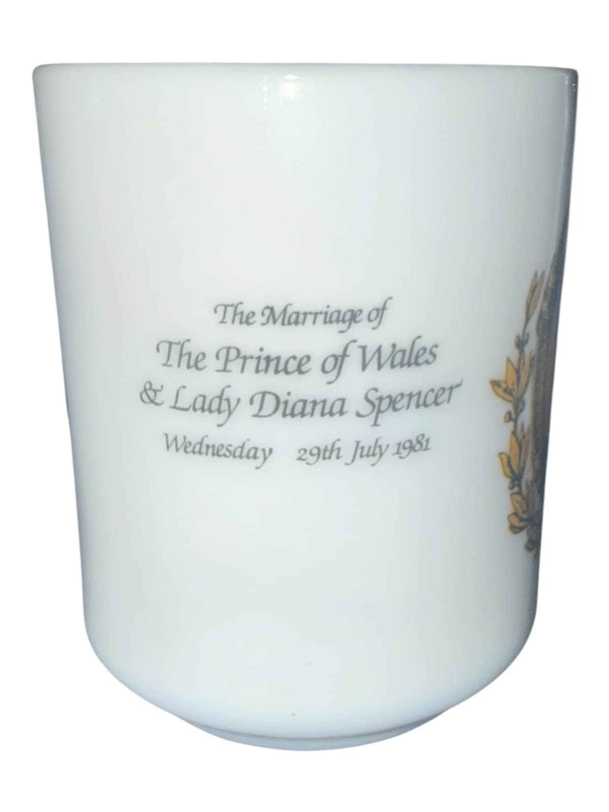VTG 1981 Prince Charles Lady Diana Royal Wedding Arcopal France Milk Glass Mug - Thumbnail 4