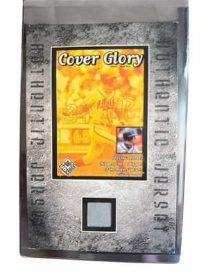 Tony Gwynn Bernie Williams Chipper Jones Game Used Jersey Relic Card Lot HOF - Thumbnail 4