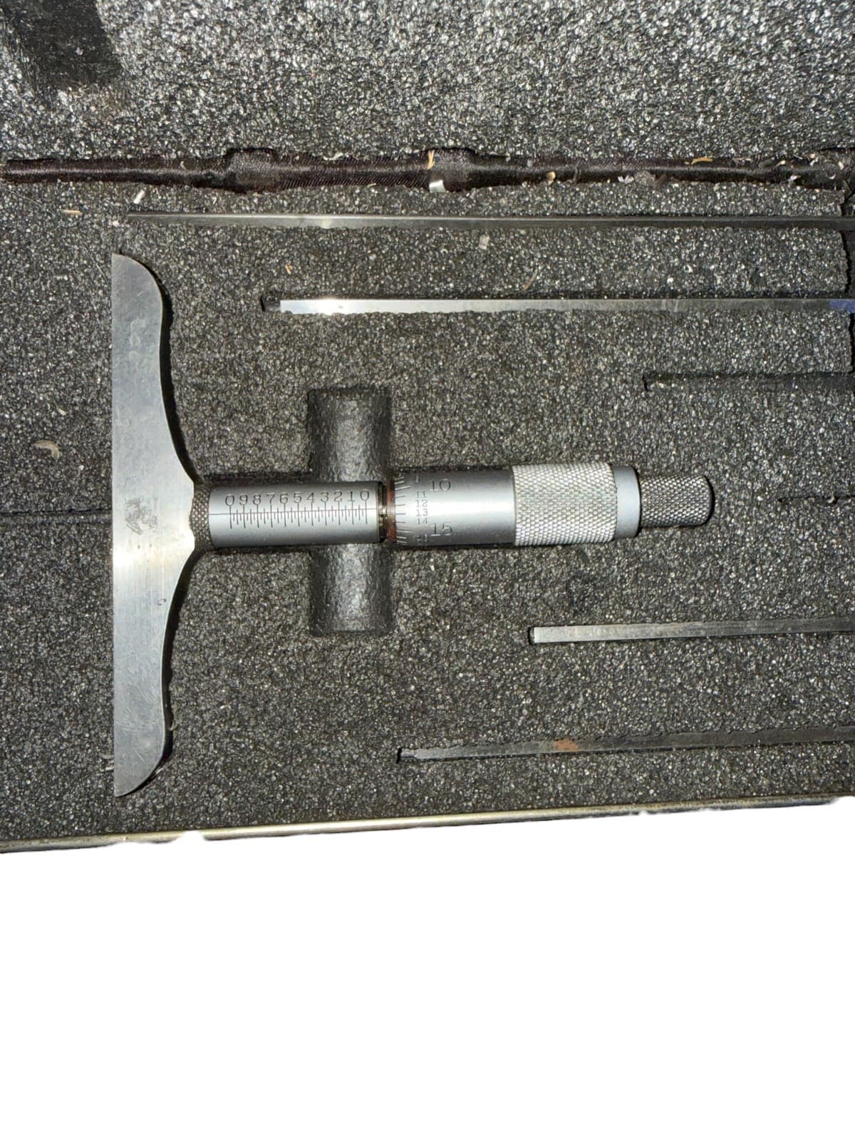 Vintage Starrett Mechanical Depth Micrometer Set w/ 4 Rods and Fitted Case - Thumbnail 4