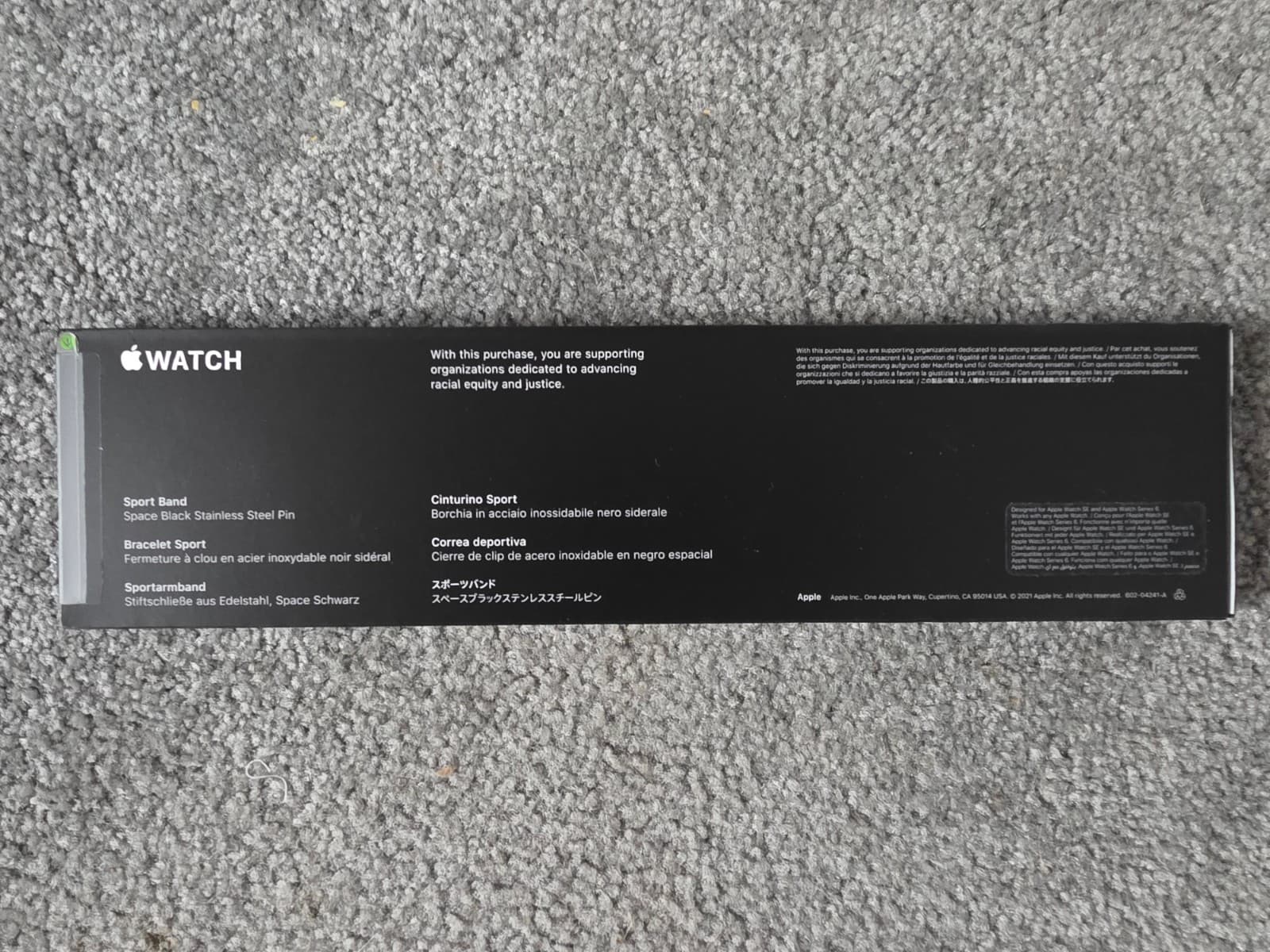Apple (40mm) Sport Band for Apple Watch 38/40/41mm - Black Unity / Full Set - Thumbnail 2