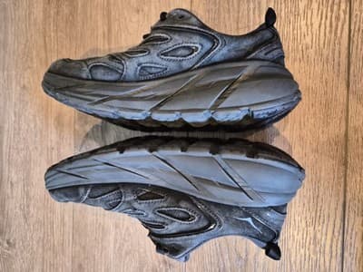 Hoka One One Clifton L Suede Black Sneakers Women's 8/Men's 7 - Thumbnail 3