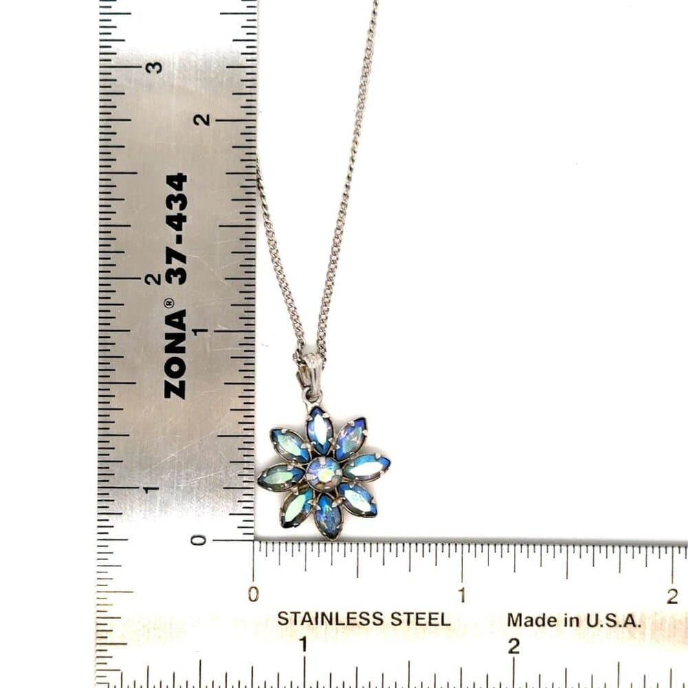 Sterling Flower Pendant Necklace - Thumbnail 5