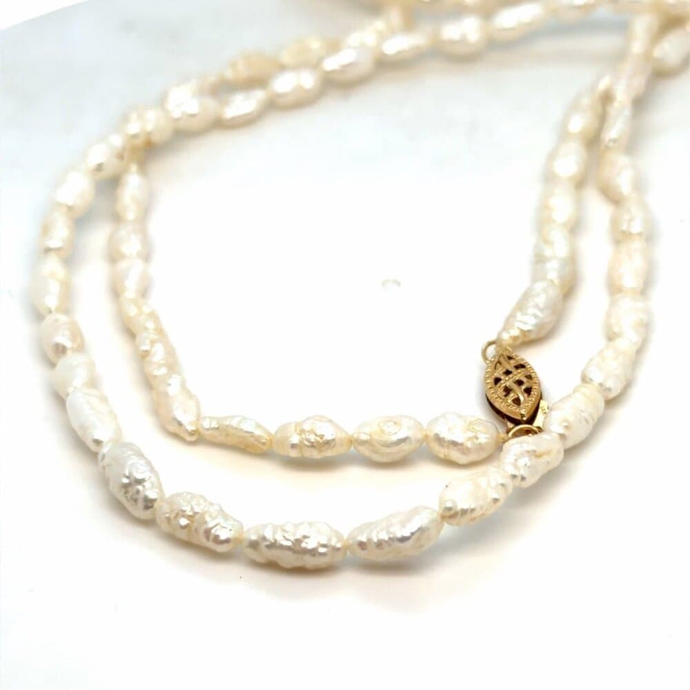 14k Gold Clasp Freshwater Pearls Necklace