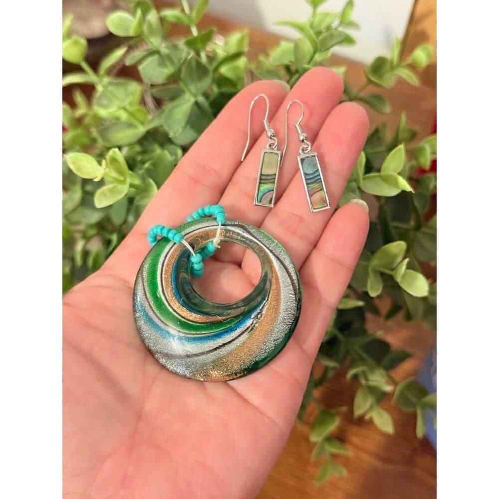 Abalone Design Pendant & Stud