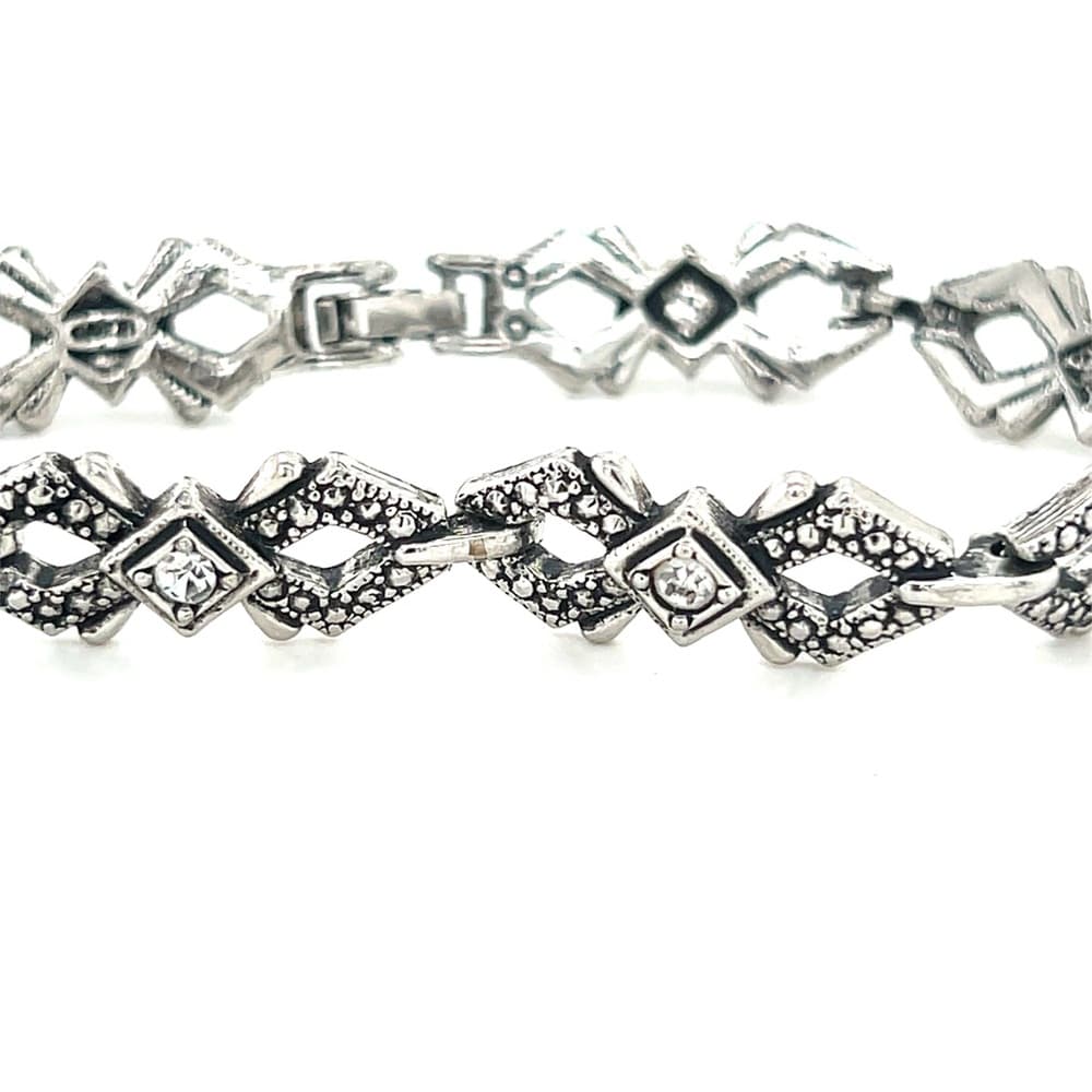 Elegant‎ Silver Tone Cz Bracelet (d)