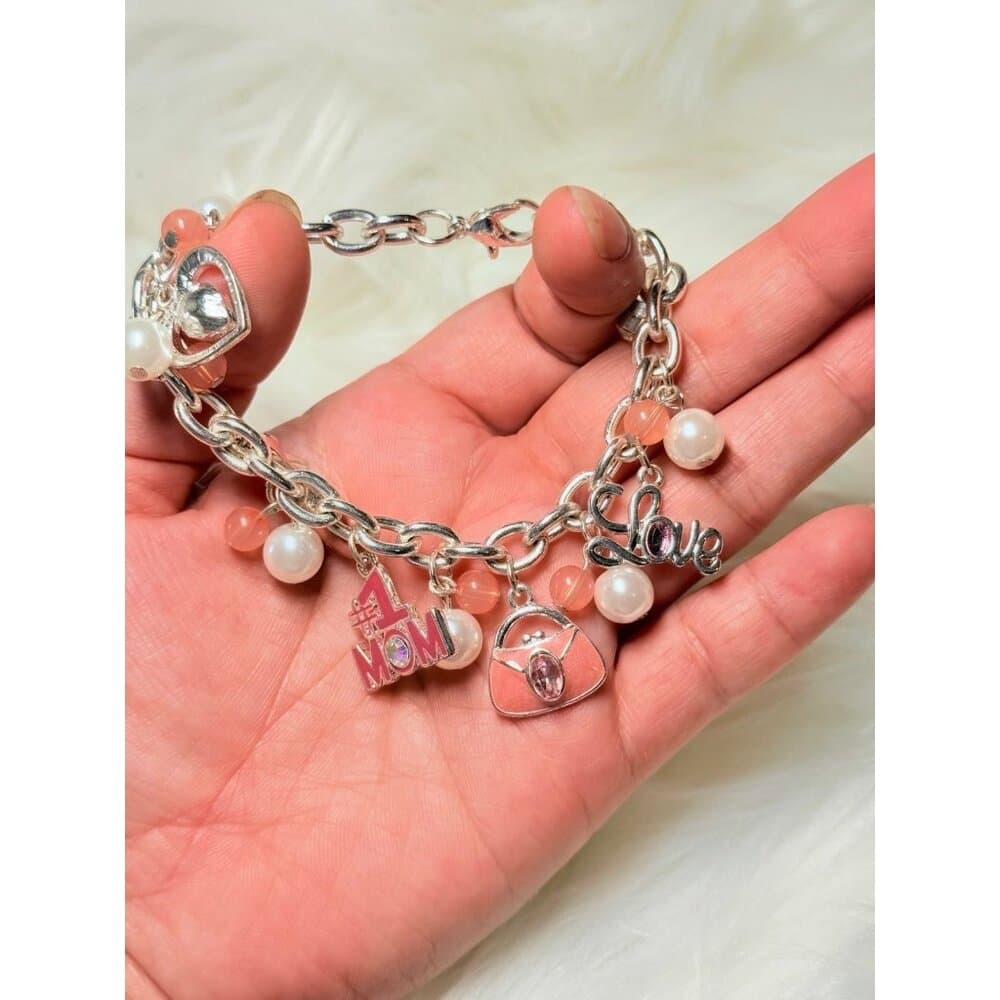 #1 Mom Charm Bracelet (d)