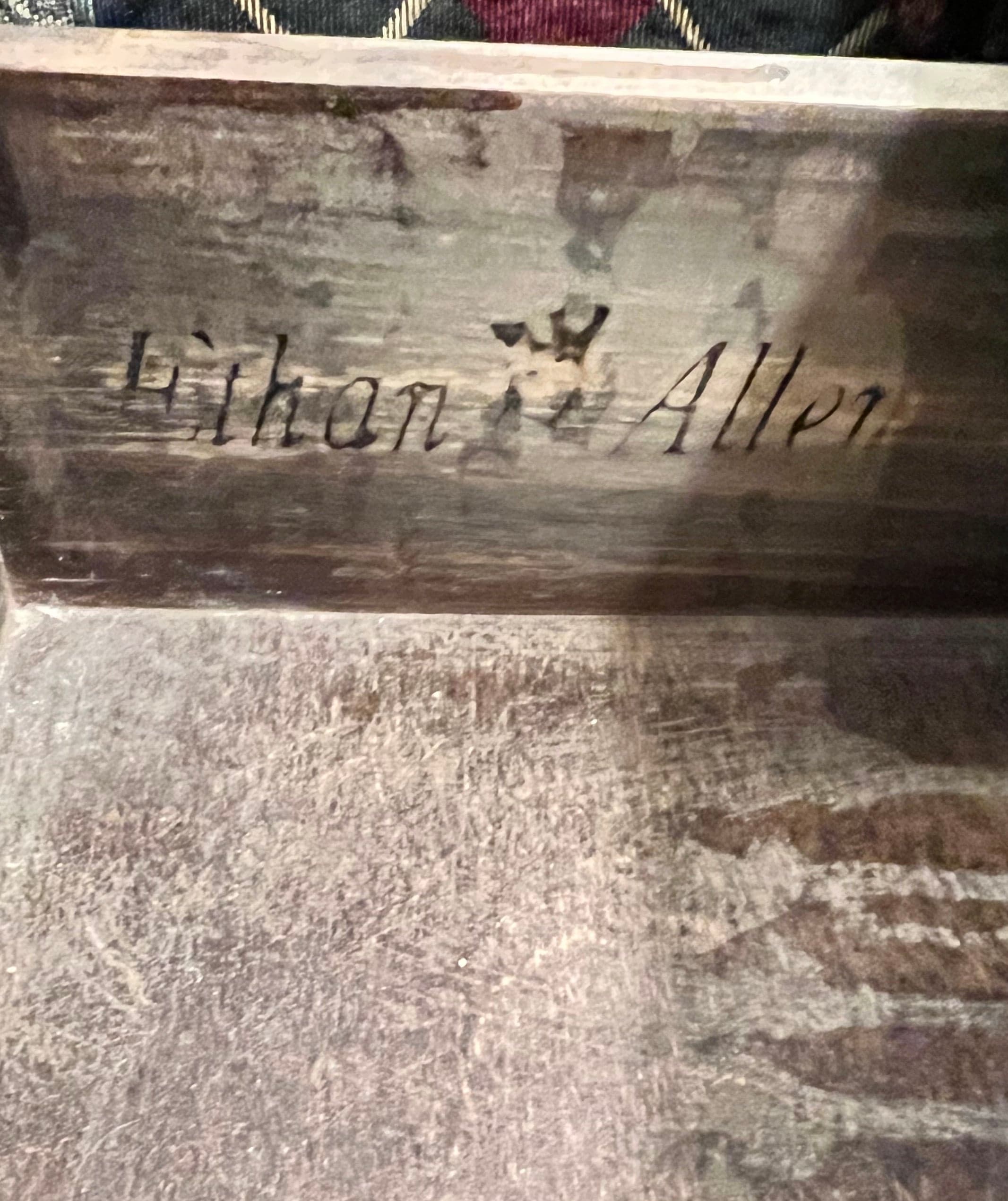 Ethan Allen Antiqued Pine Old Tavern End Table/Nightstand 12-8037 PD138-24 - Thumbnail 7