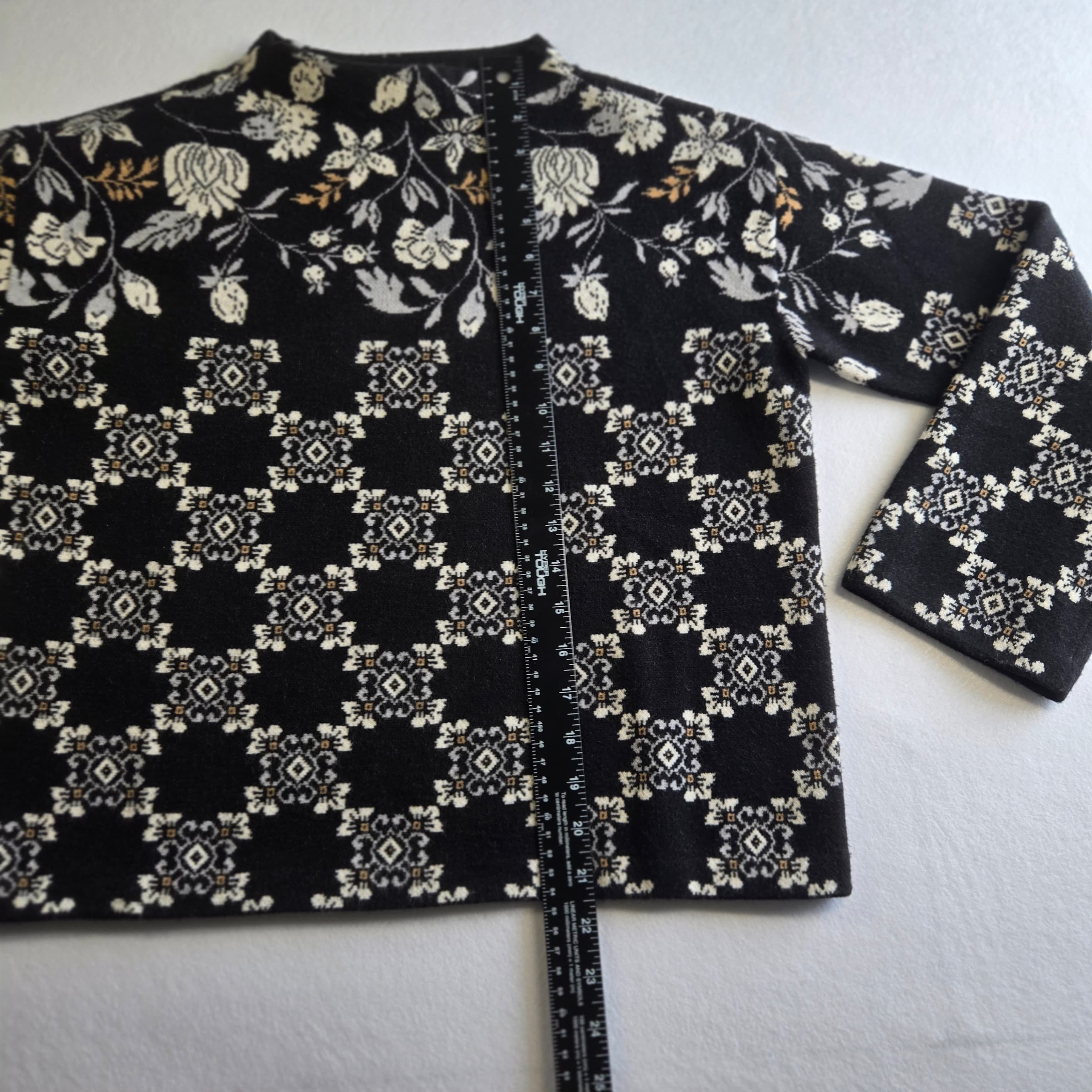 Ann Taylor XS Sweater Black Plaid Pattern - Thumbnail 5