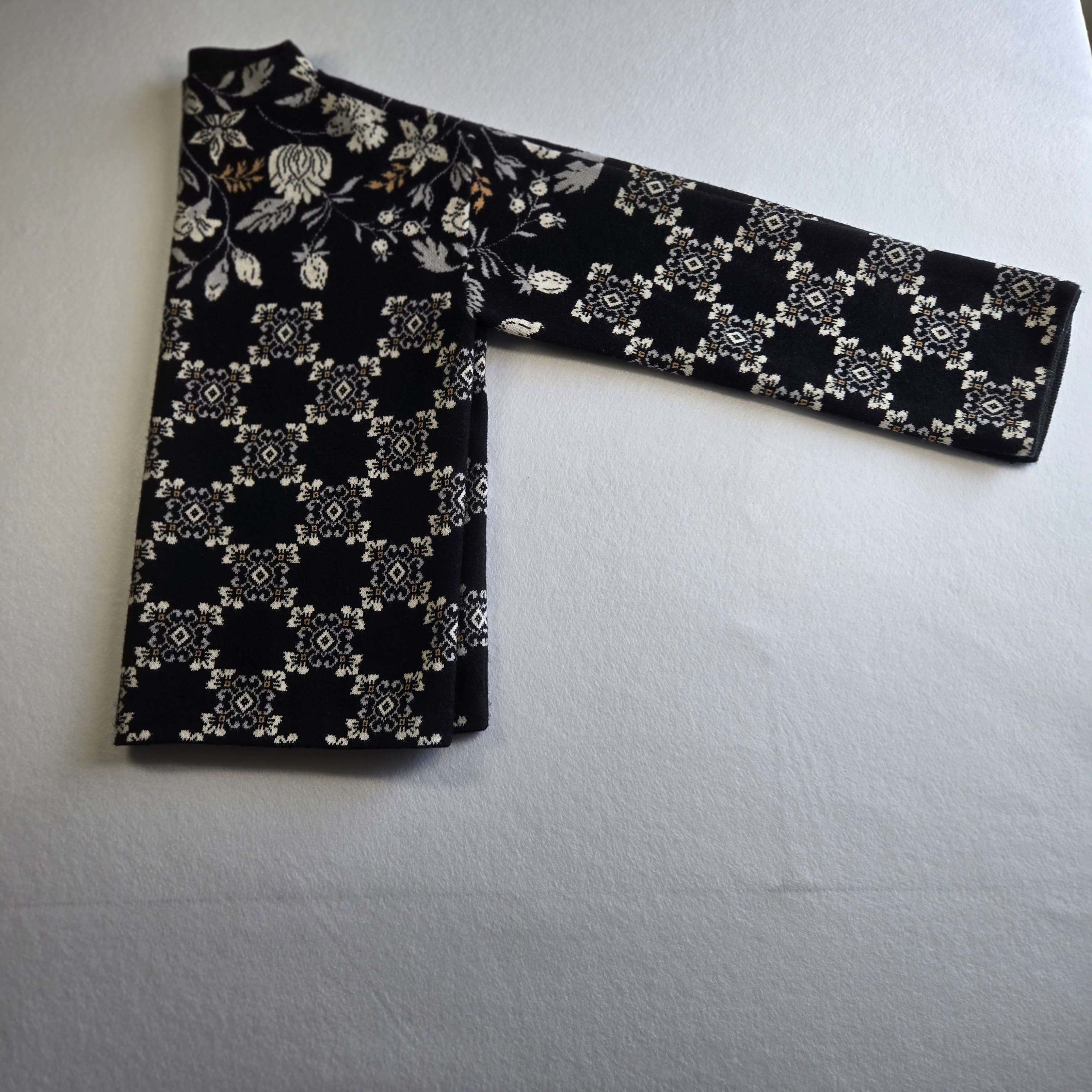 Ann Taylor XS Sweater Black Plaid Pattern - Thumbnail 4