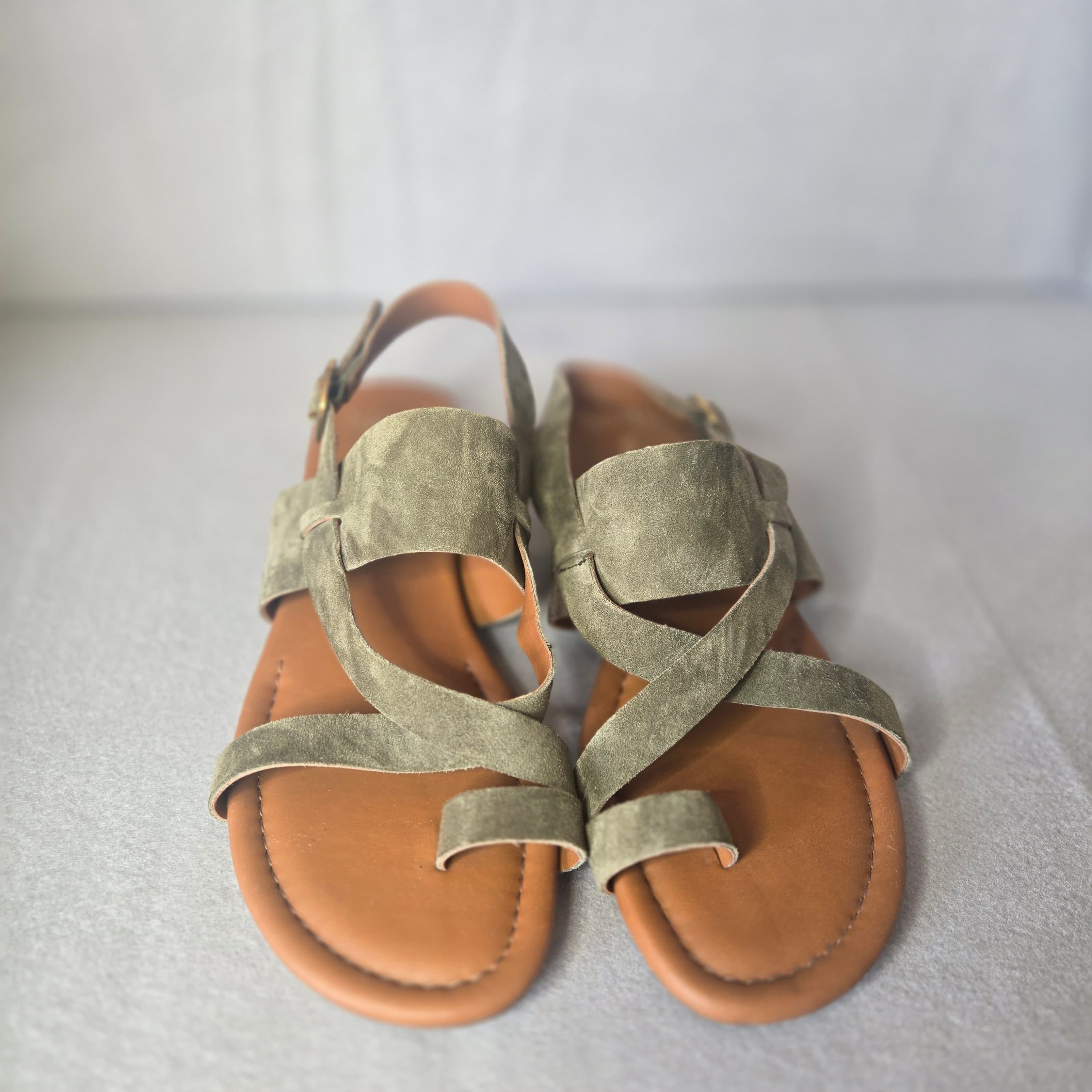 Leather Upper Sandals Size 10M
