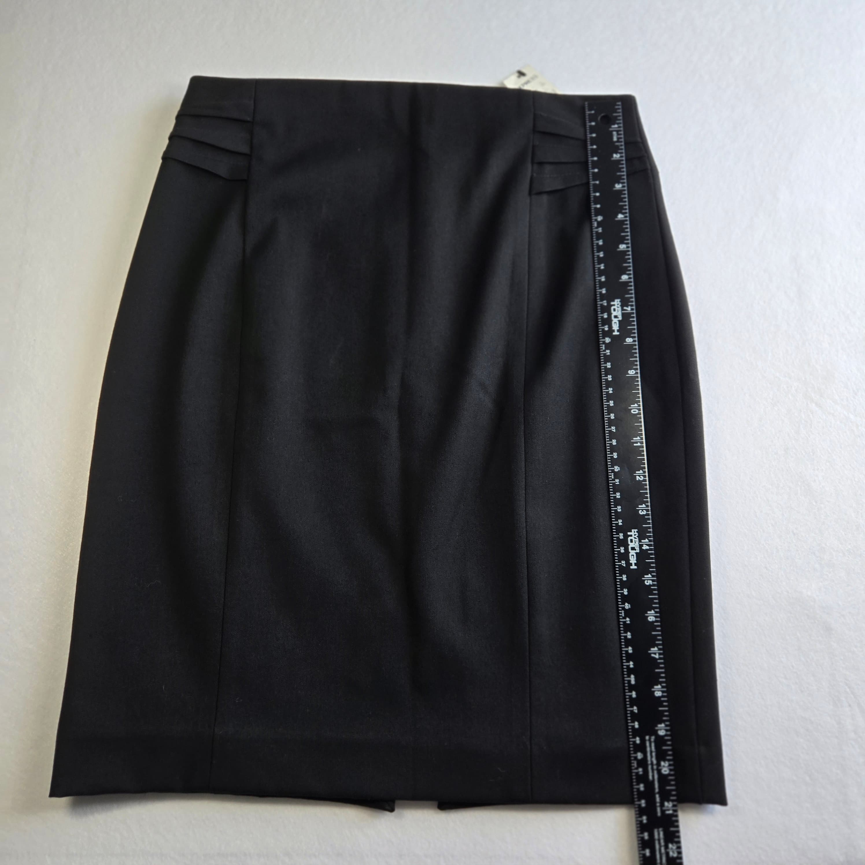 Express Women's Black Skirt Size 6 - Thumbnail 3