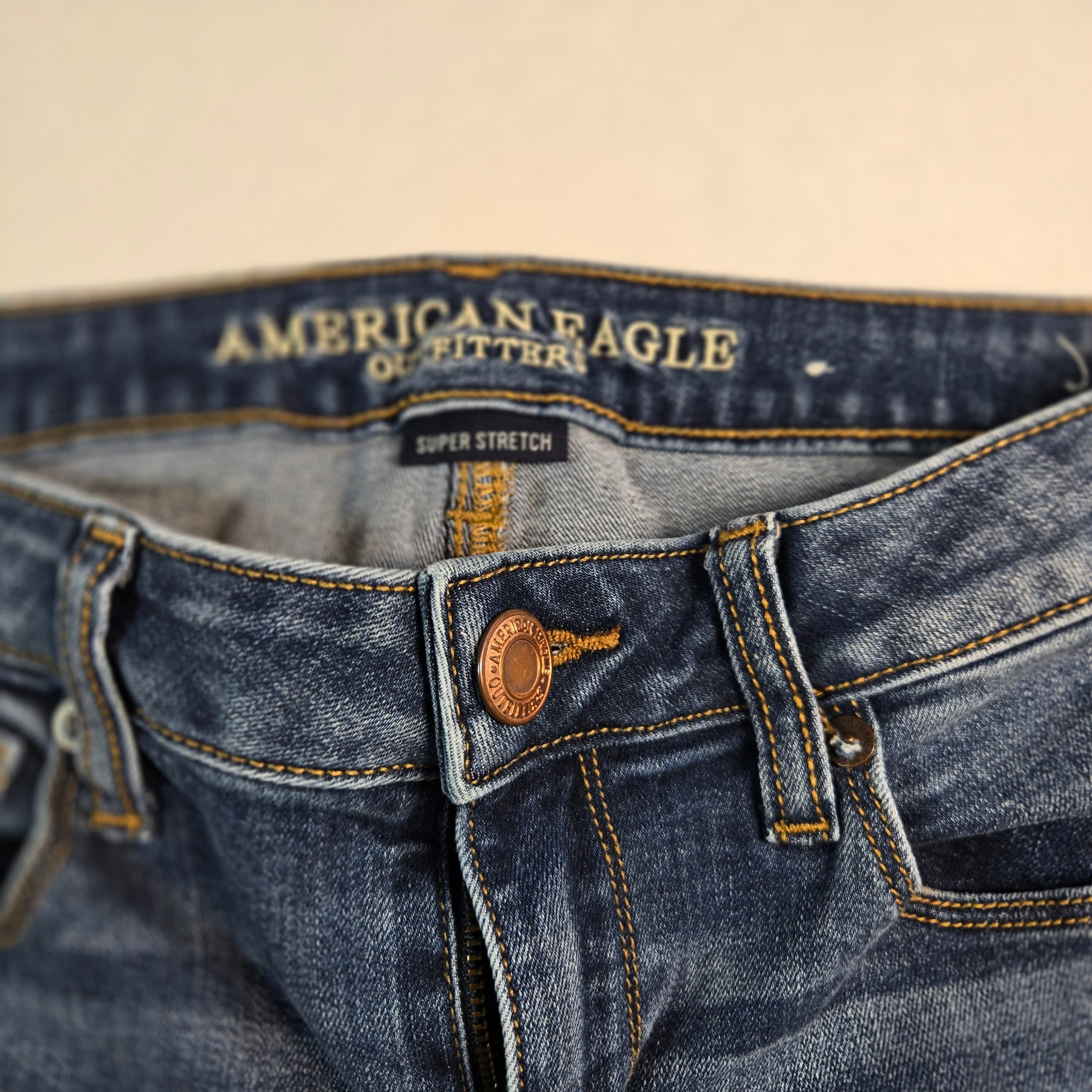 American Eagle Super Stretch Bootcut Jeans Size 6