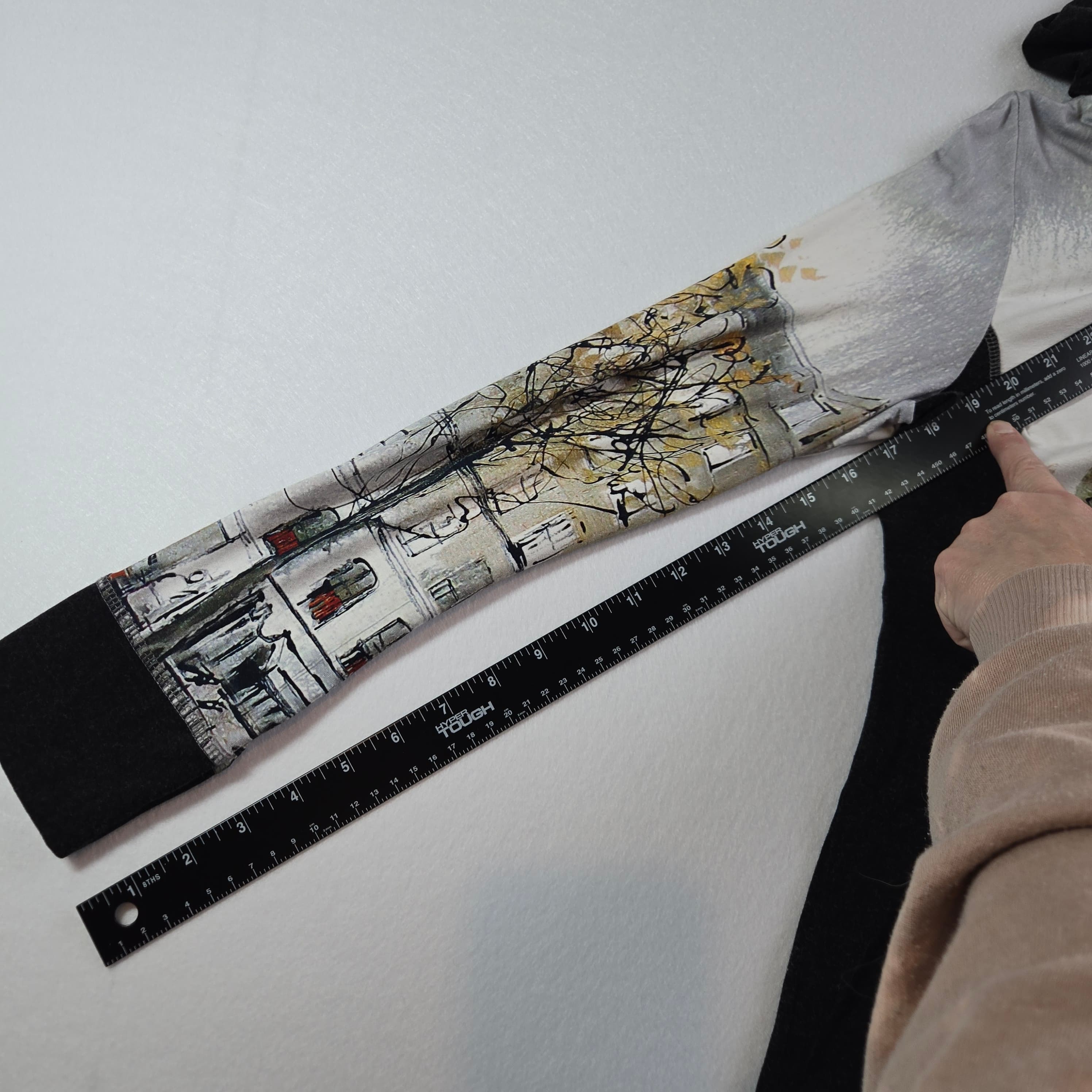Artistic Print Long Sleeve Hoodie - Thumbnail 3