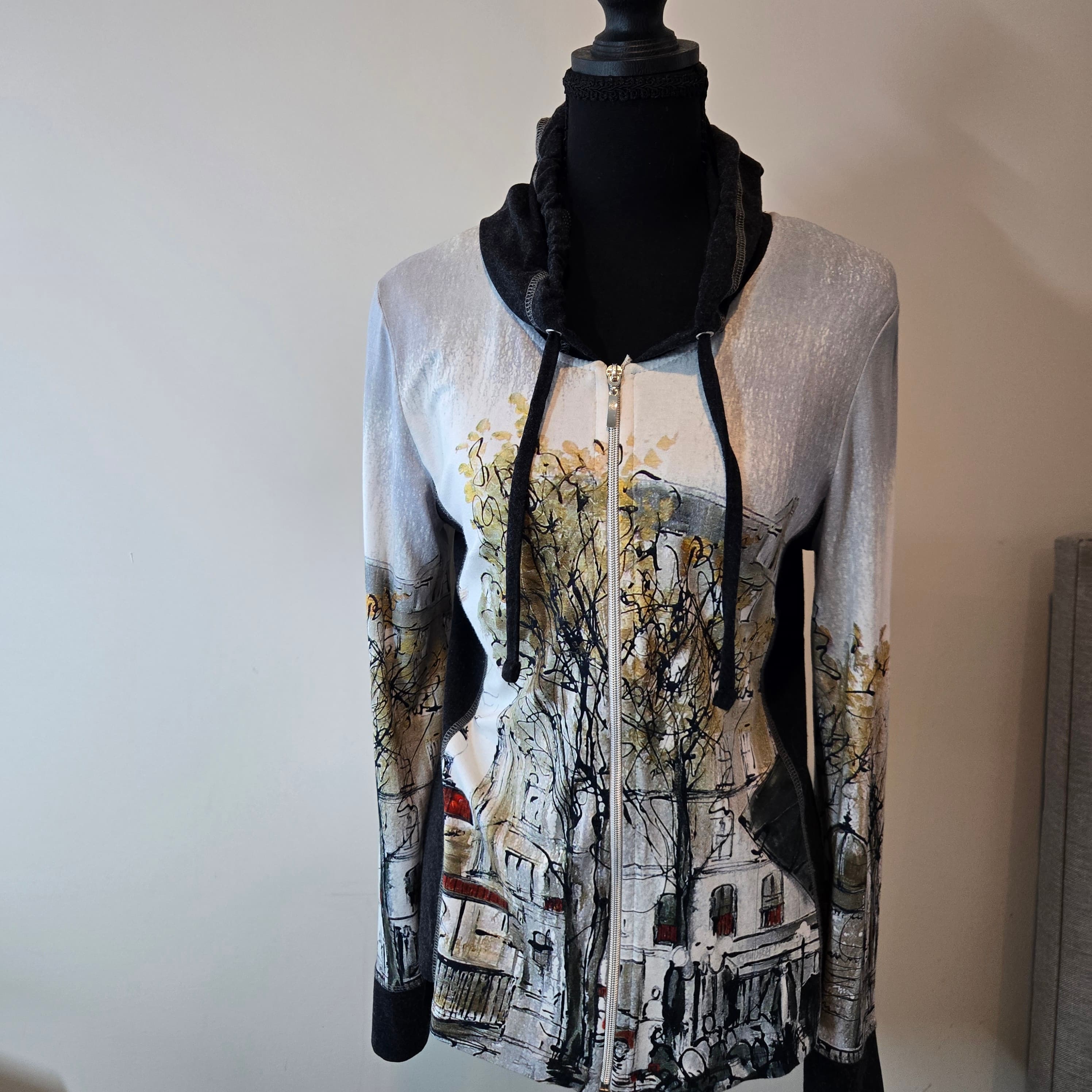 Artistic Print Long Sleeve Hoodie - Thumbnail 2