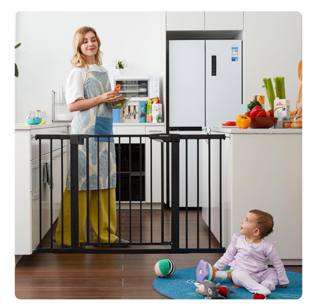 Mumeasy Baby Gate Extra Wide, 29.5-51"' Pressure Mounted Dog Gate with Walk Thru Door, Auto Close Pet Gate for House, Stairs, Doorways, Black - Thumbnail 9