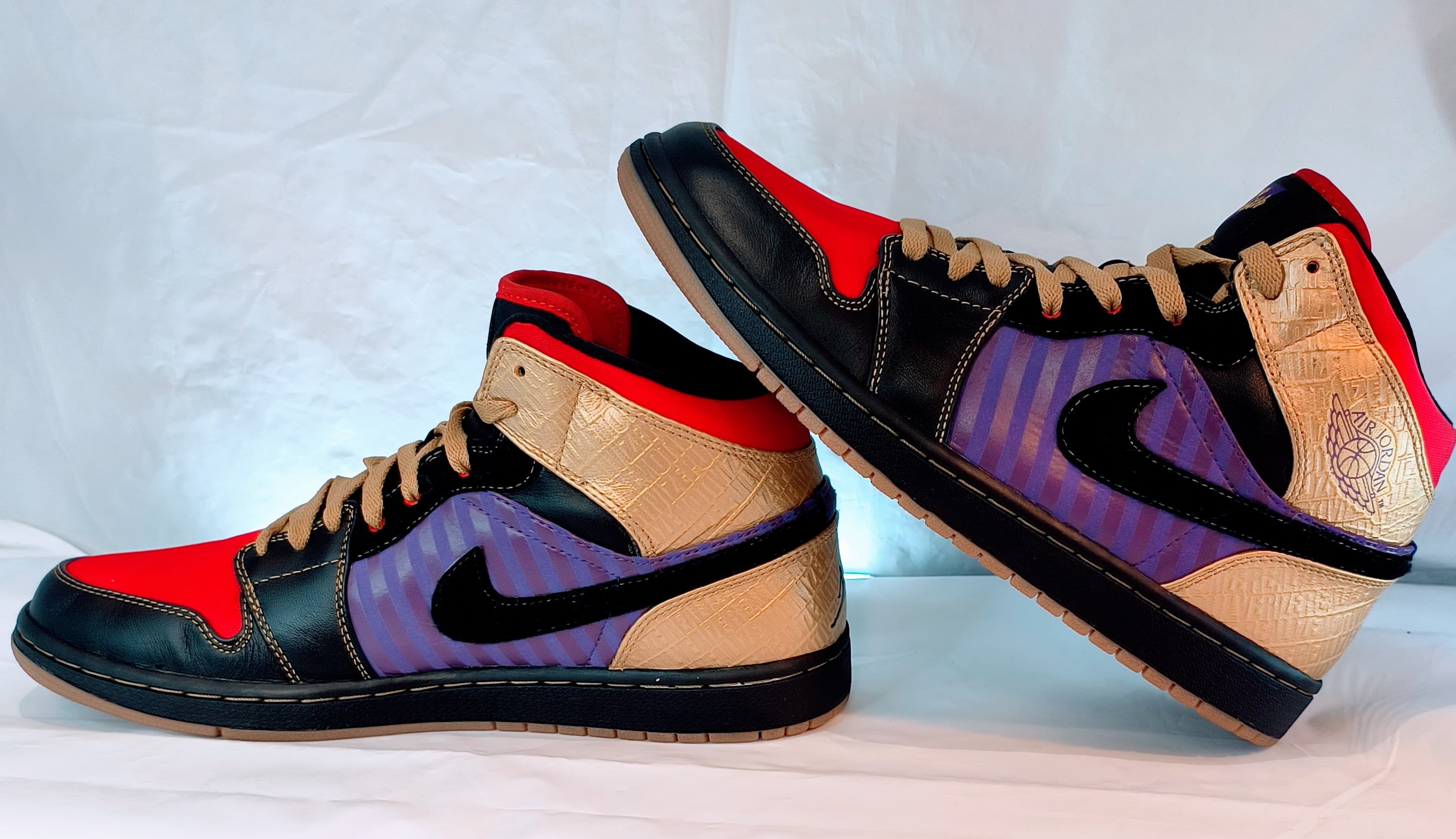 NIKE Air Jordan 1 Retro "Leroy Smith Sneakers, Size 11.5
