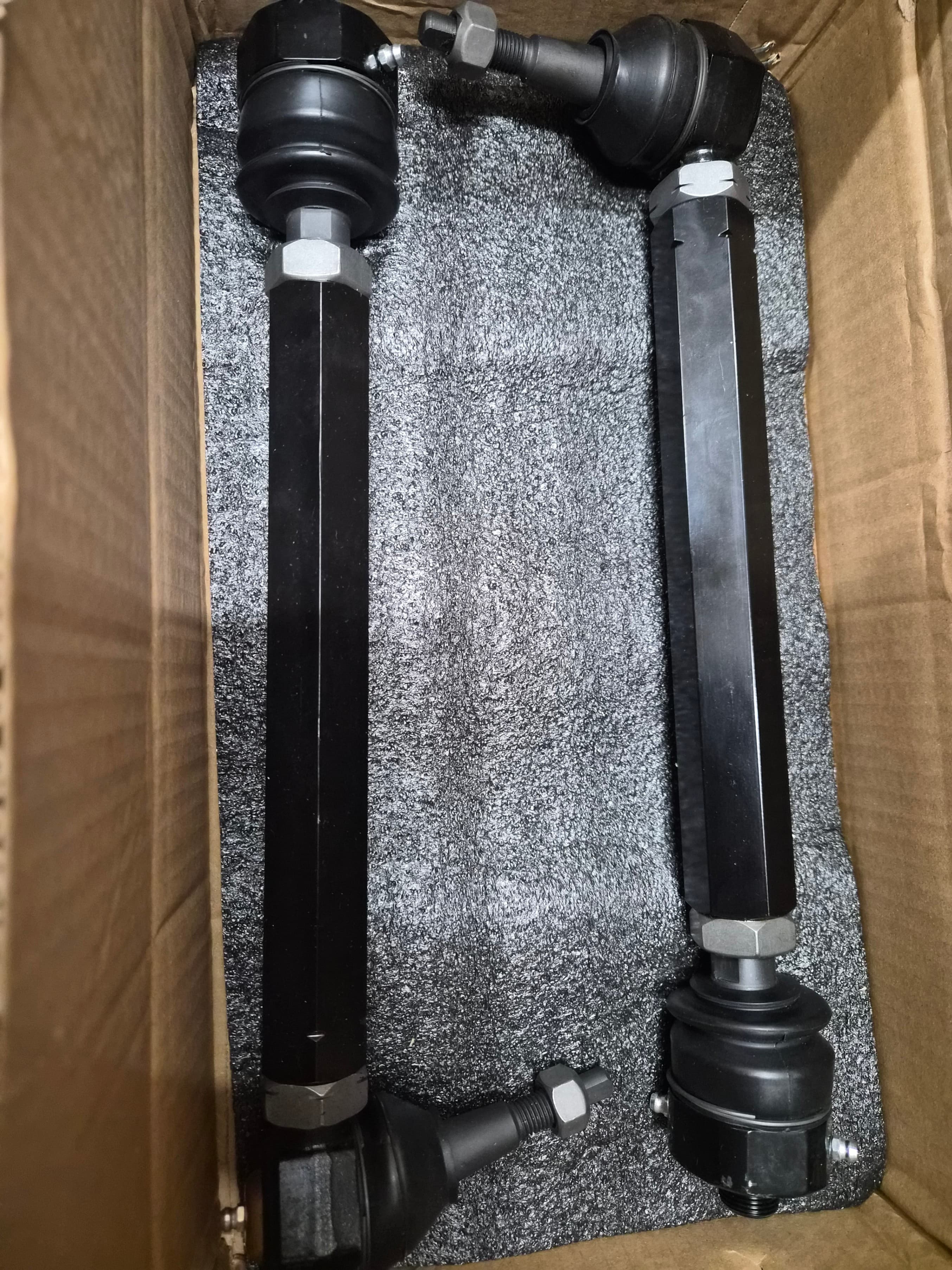 KRTR11 Heavy Duty Tie Rod Kit Replacement for 2011- 2024 Chevy Silverado GMC Sierra 2500HD 3500HD 6.6 Duramax Diesel - Thumbnail 8