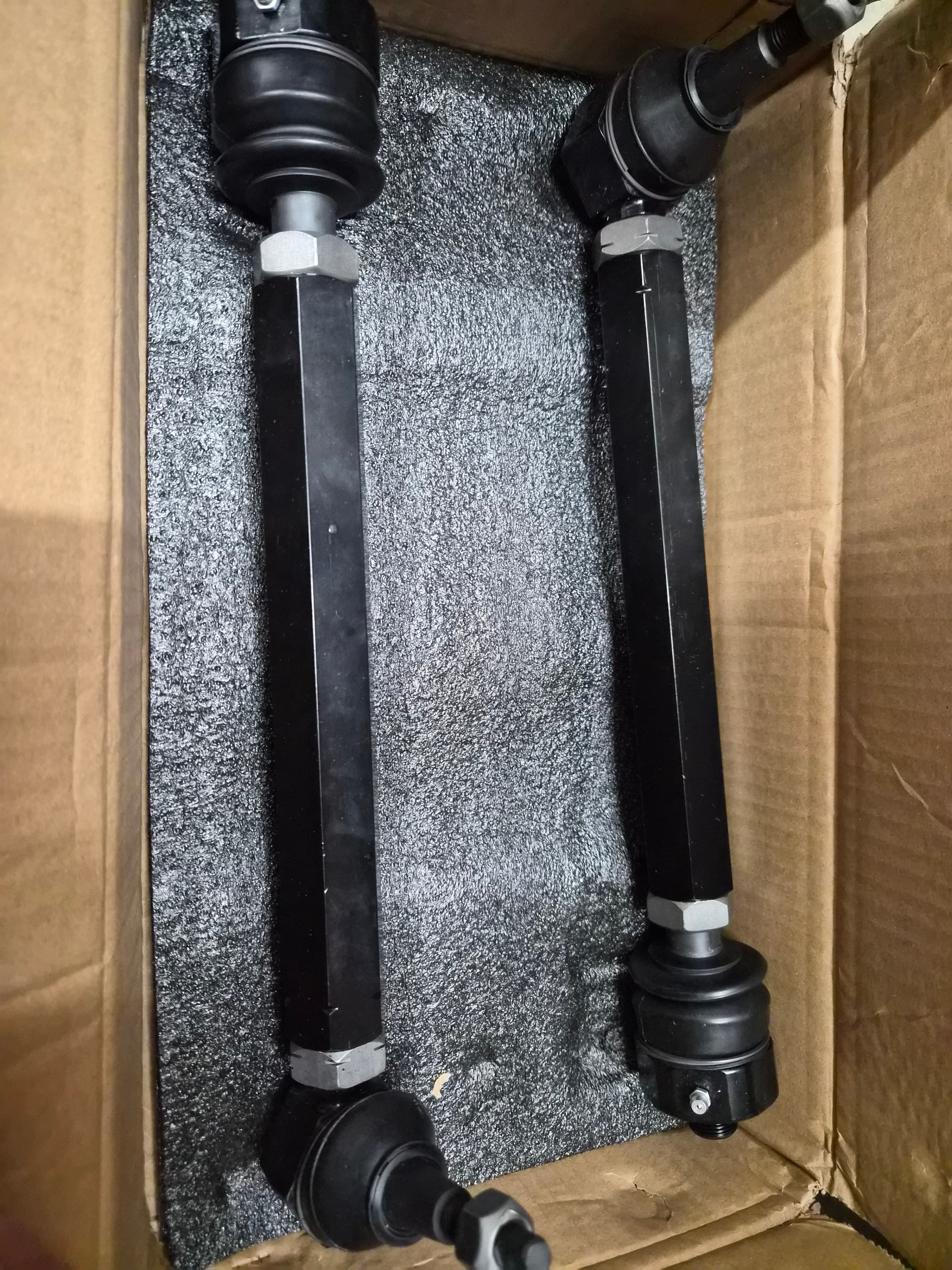 KRTR11 Heavy Duty Tie Rod Kit Replacement for 2011- 2024 Chevy Silverado GMC Sierra 2500HD 3500HD 6.6 Duramax Diesel - Thumbnail 10