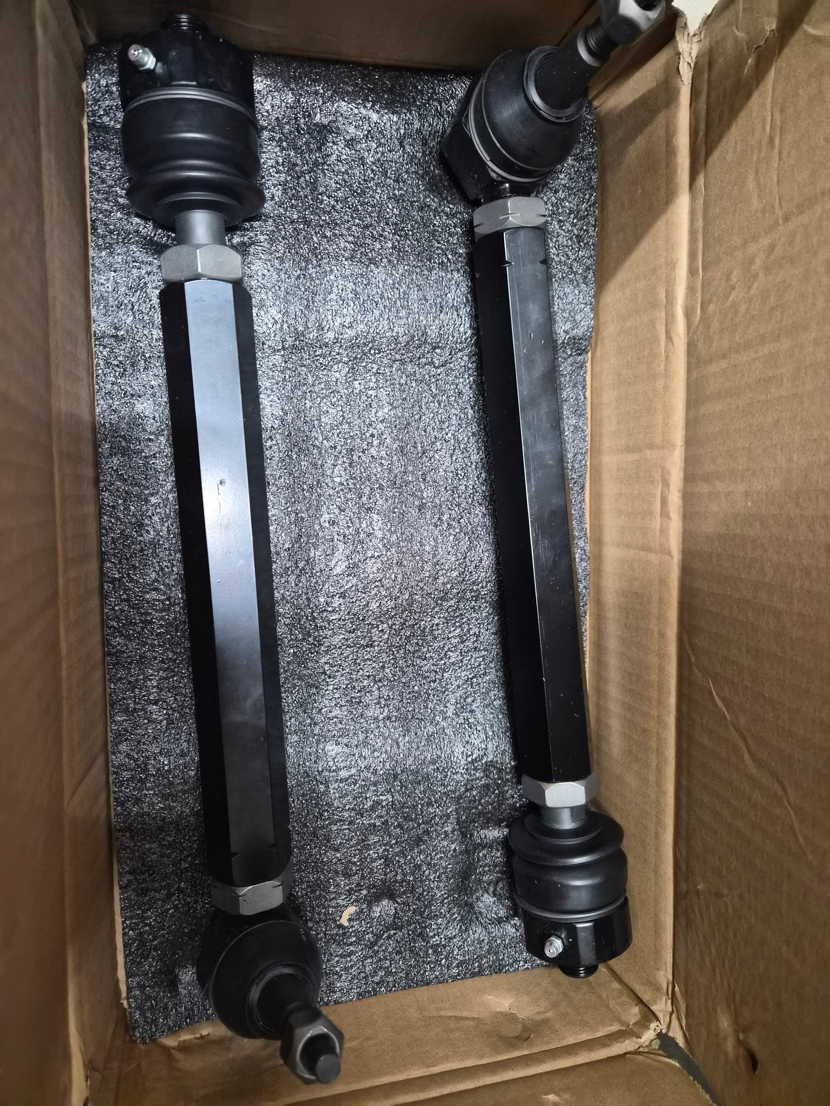 KRTR11 Heavy Duty Tie Rod Kit Replacement for 2011- 2024 Chevy Silverado GMC Sierra 2500HD 3500HD 6.6 Duramax Diesel - Thumbnail 9