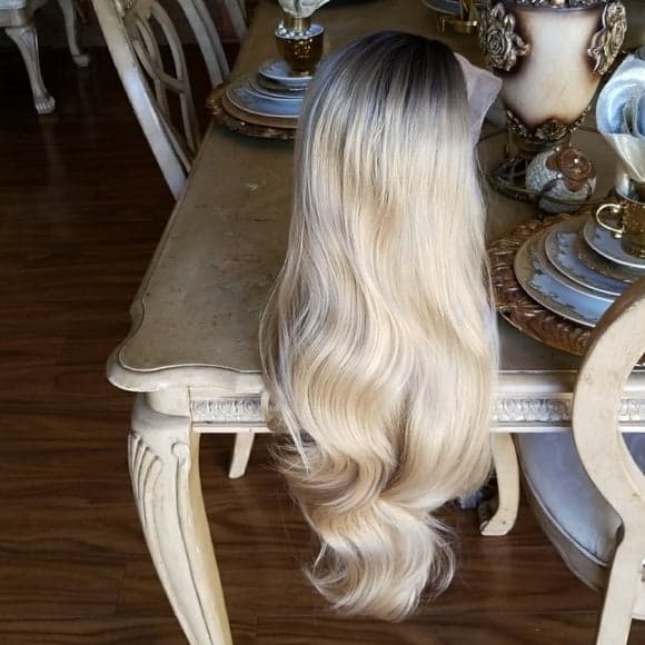 Blonde Ombre Beauty Lace Front Wig 24-28 inches!! - Thumbnail 3